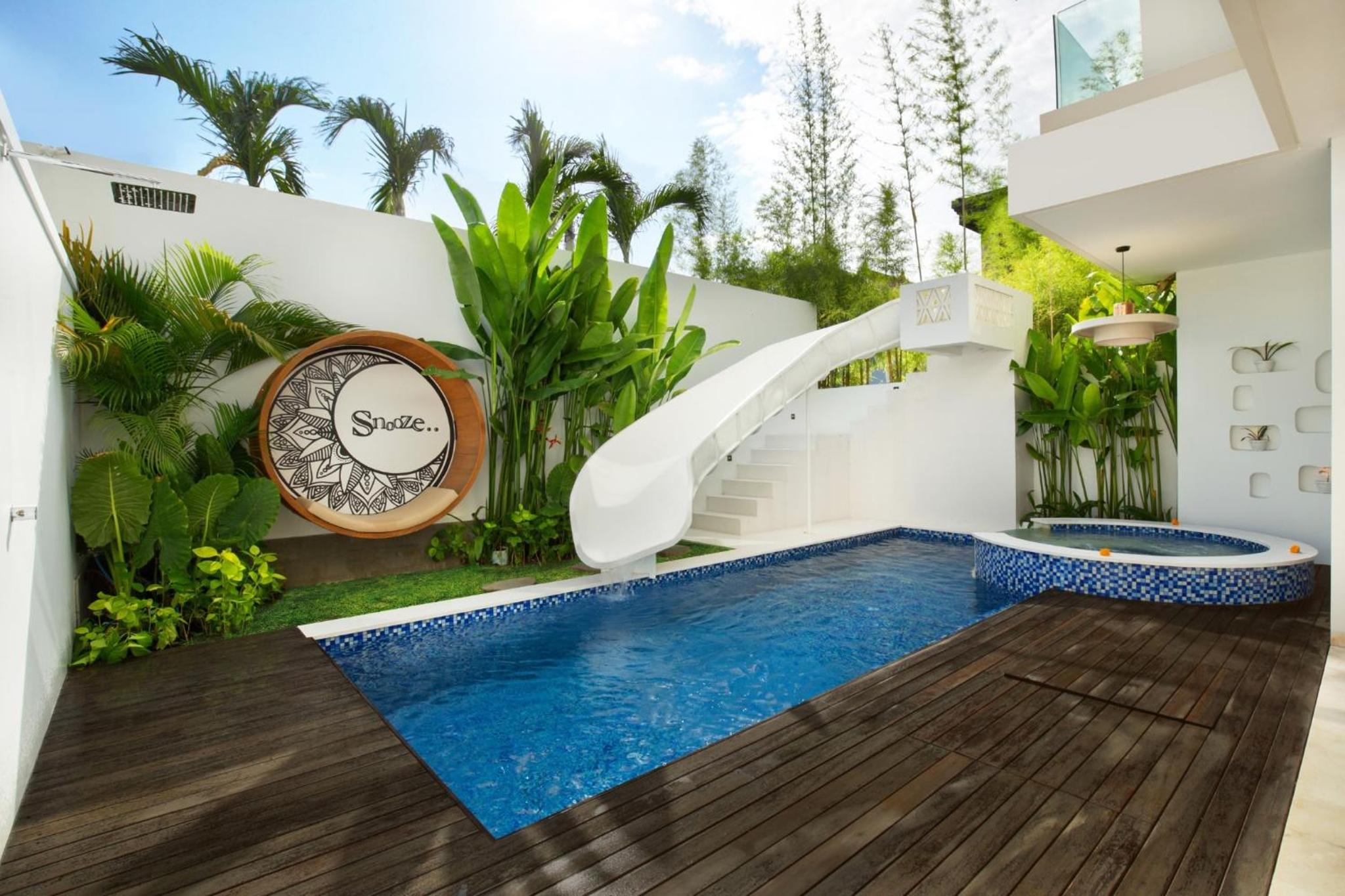 Three Bedroom Villa with Private Pool & Waterslide - Photo 13