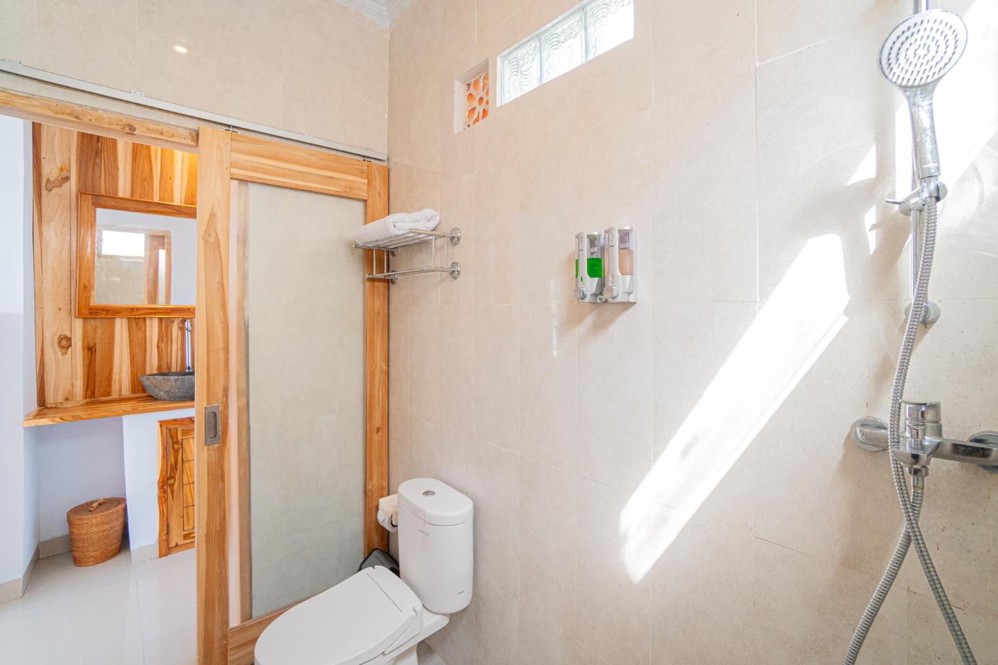 Double Room with Sea View - Photo 10