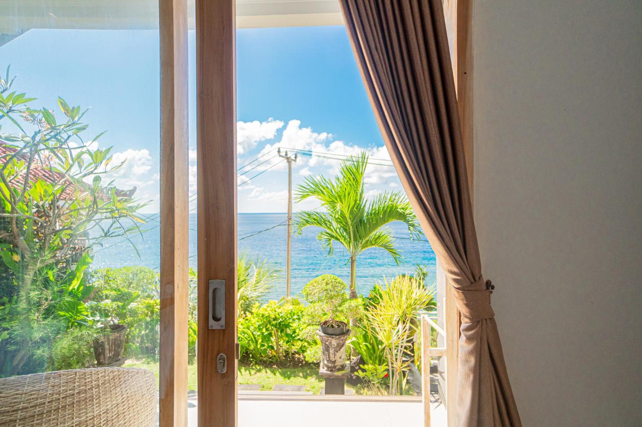Double Room with Sea View - Photo 3