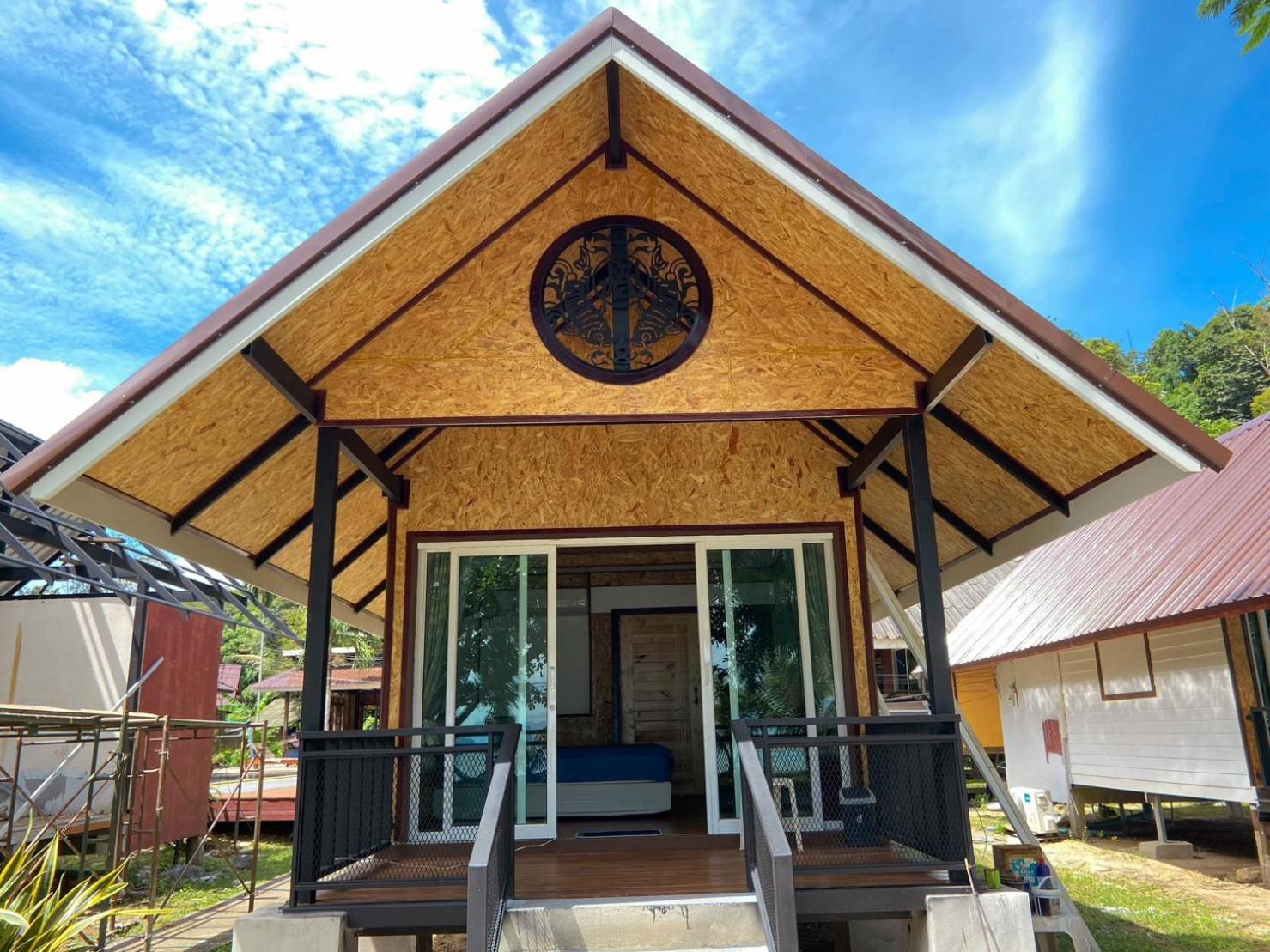 Bungalow with Sea View - Photo 17