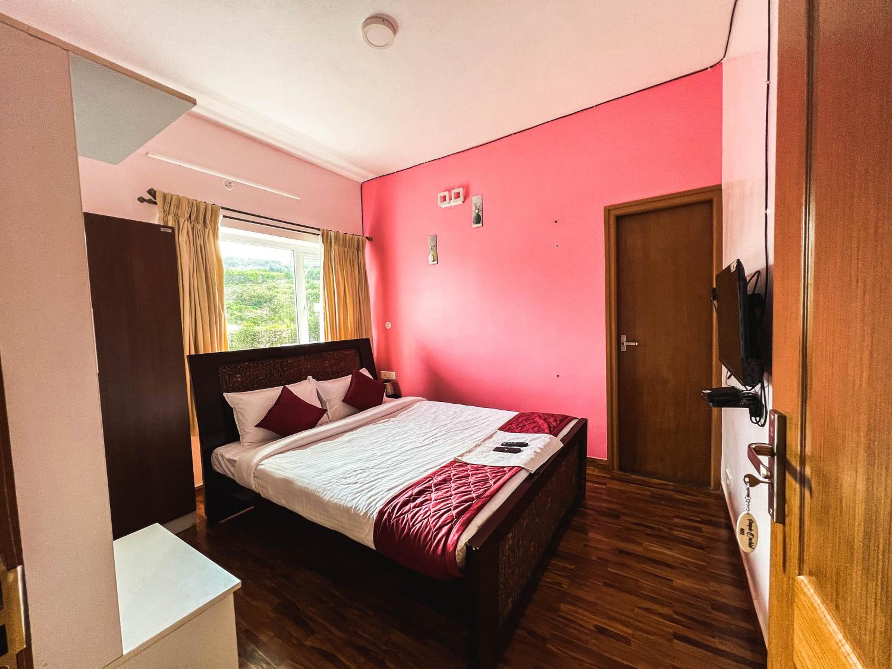 Standard Queen Room - Photo 2