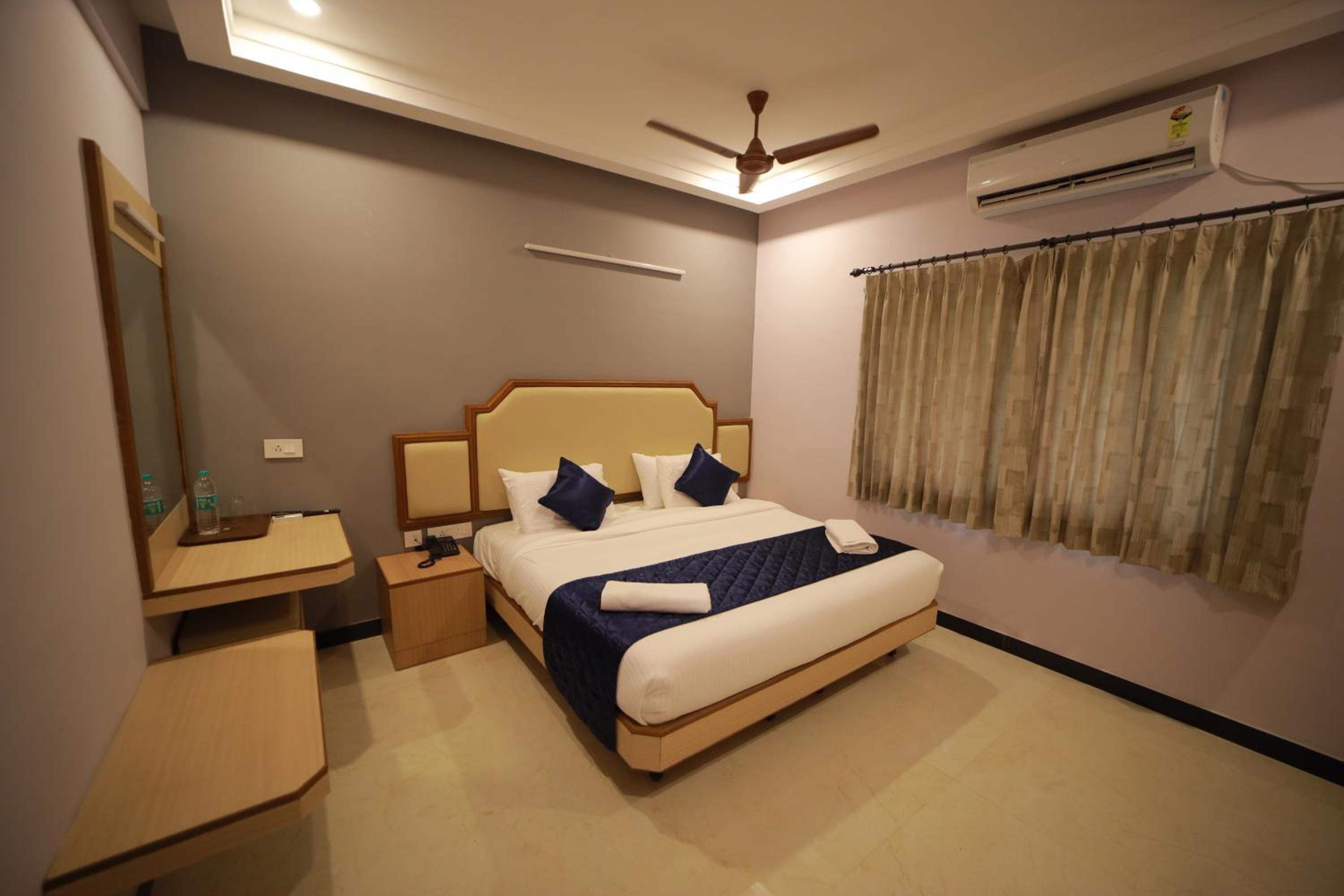 Standard Double Room - Photo 1