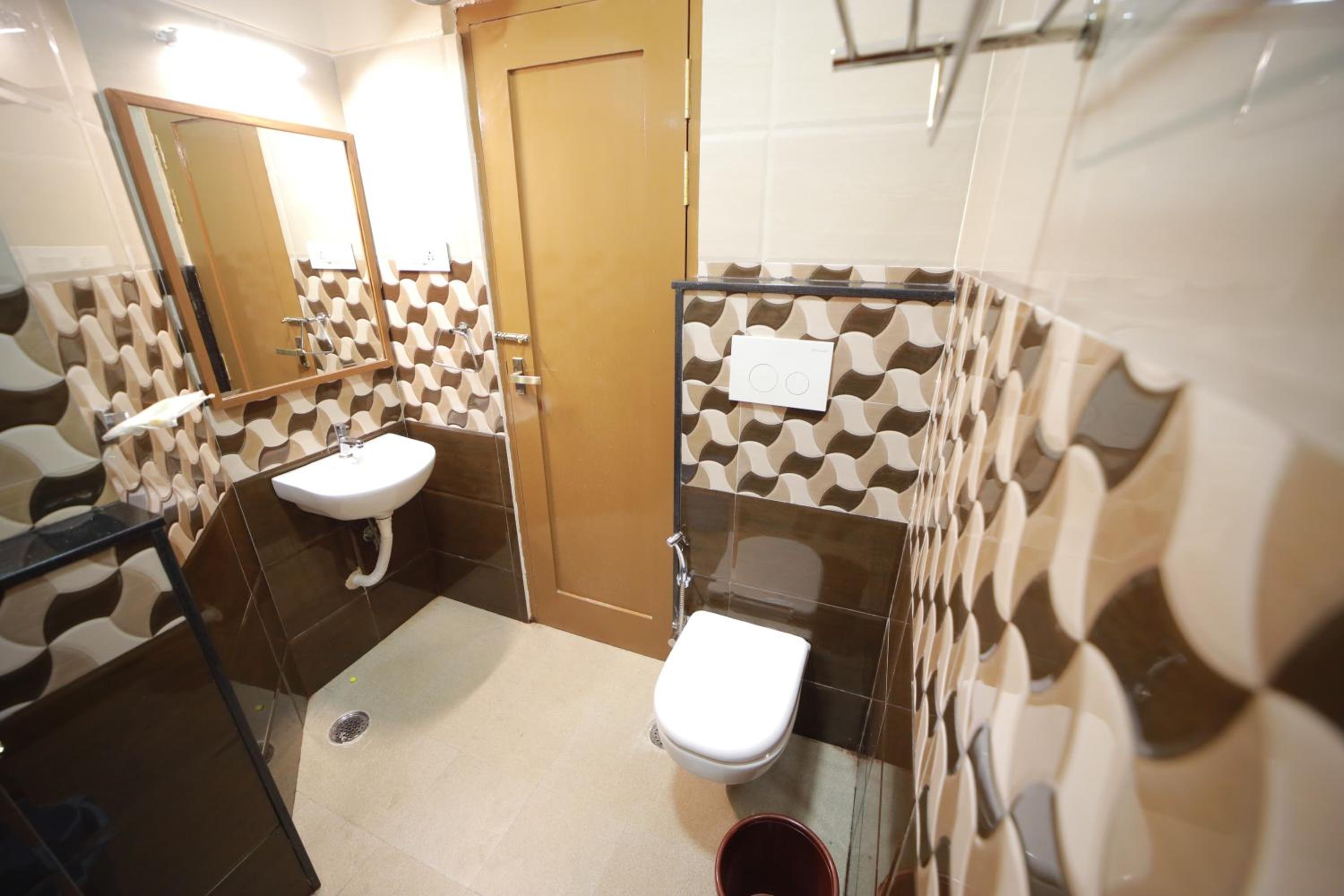 Standard Double Room - Photo 2