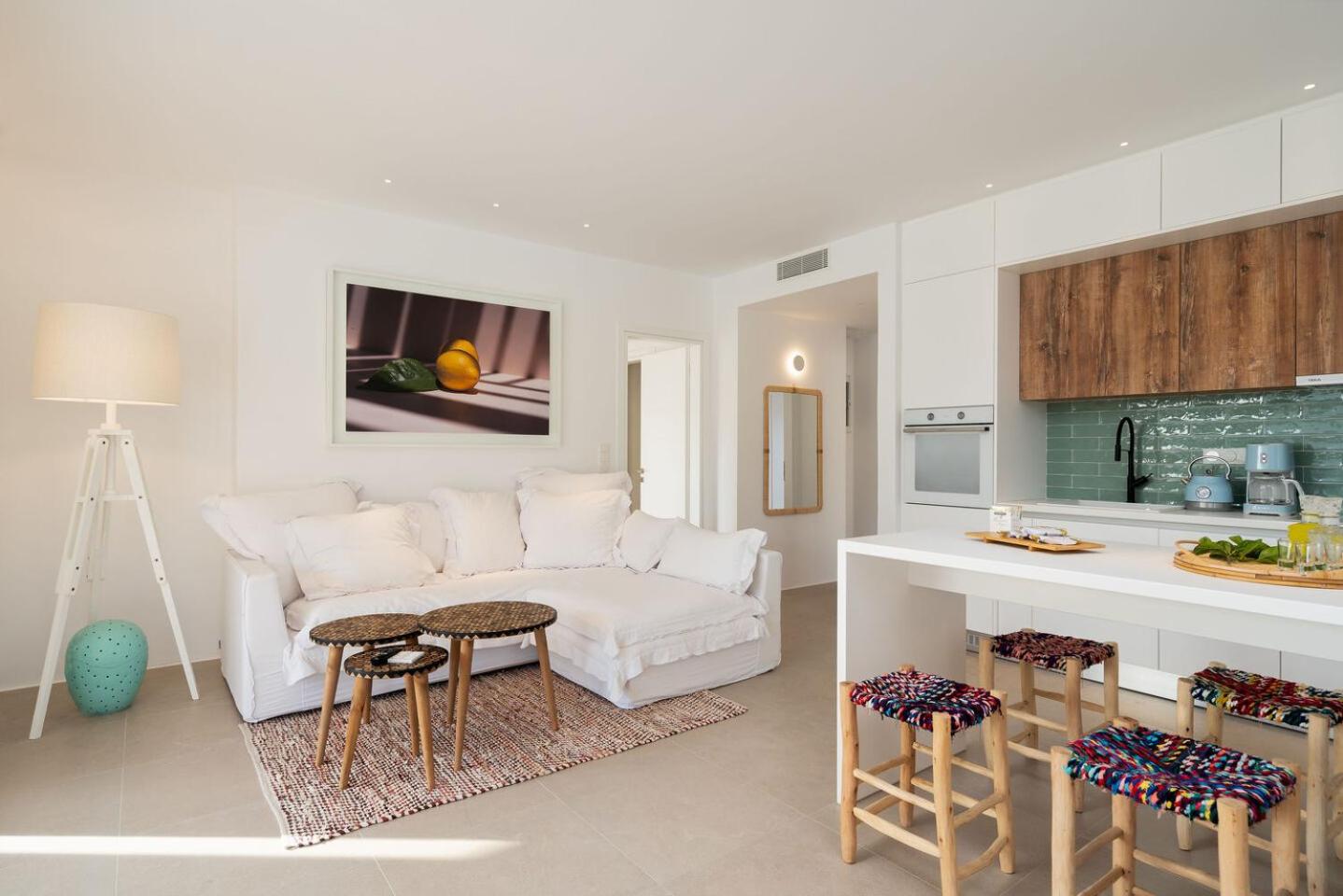 Three-Bedroom House photo 1