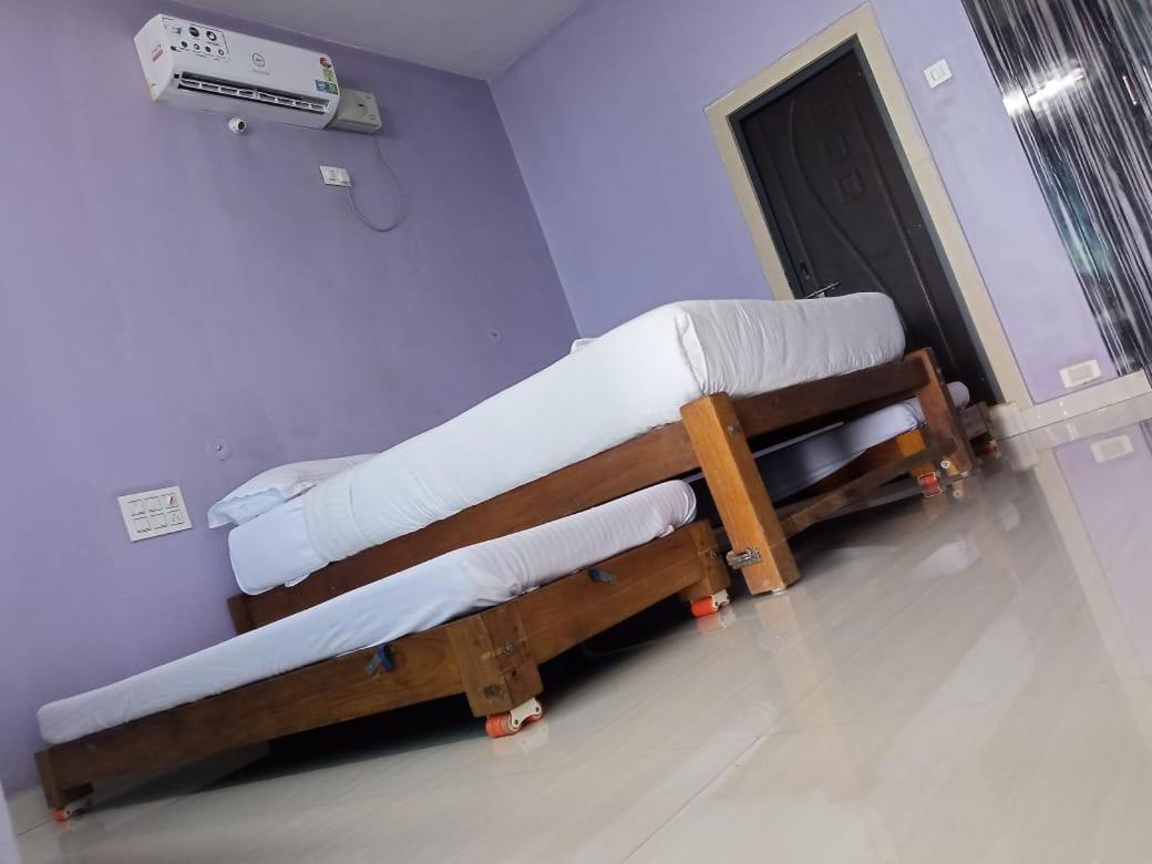 Standard Double or Twin Room with Sea View - Photo 10