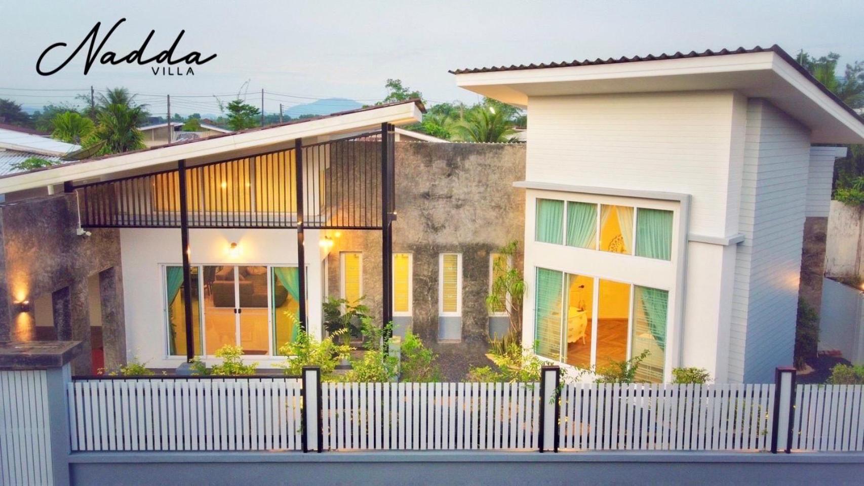 Three-Bedroom Villa - Photo 36