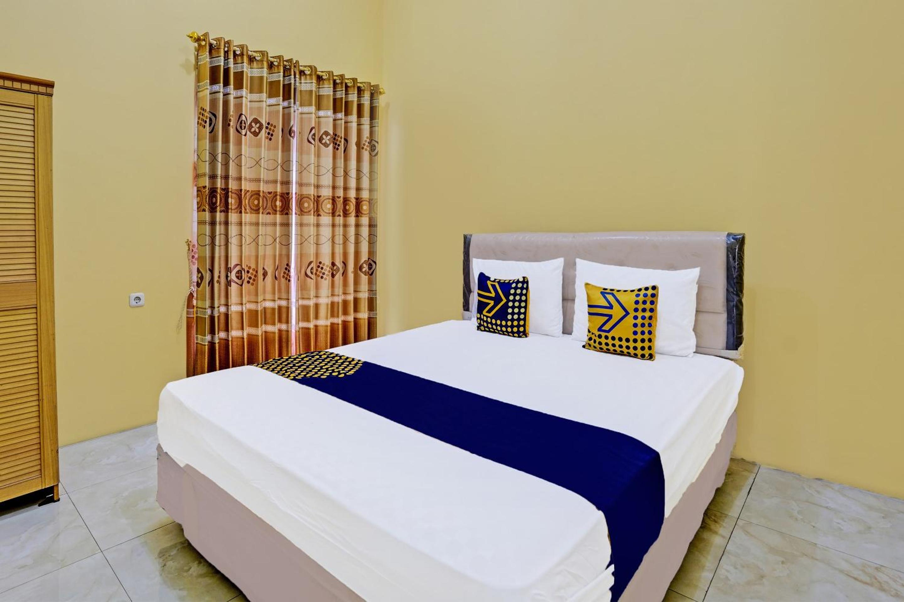 Budget Double Room photo 1
