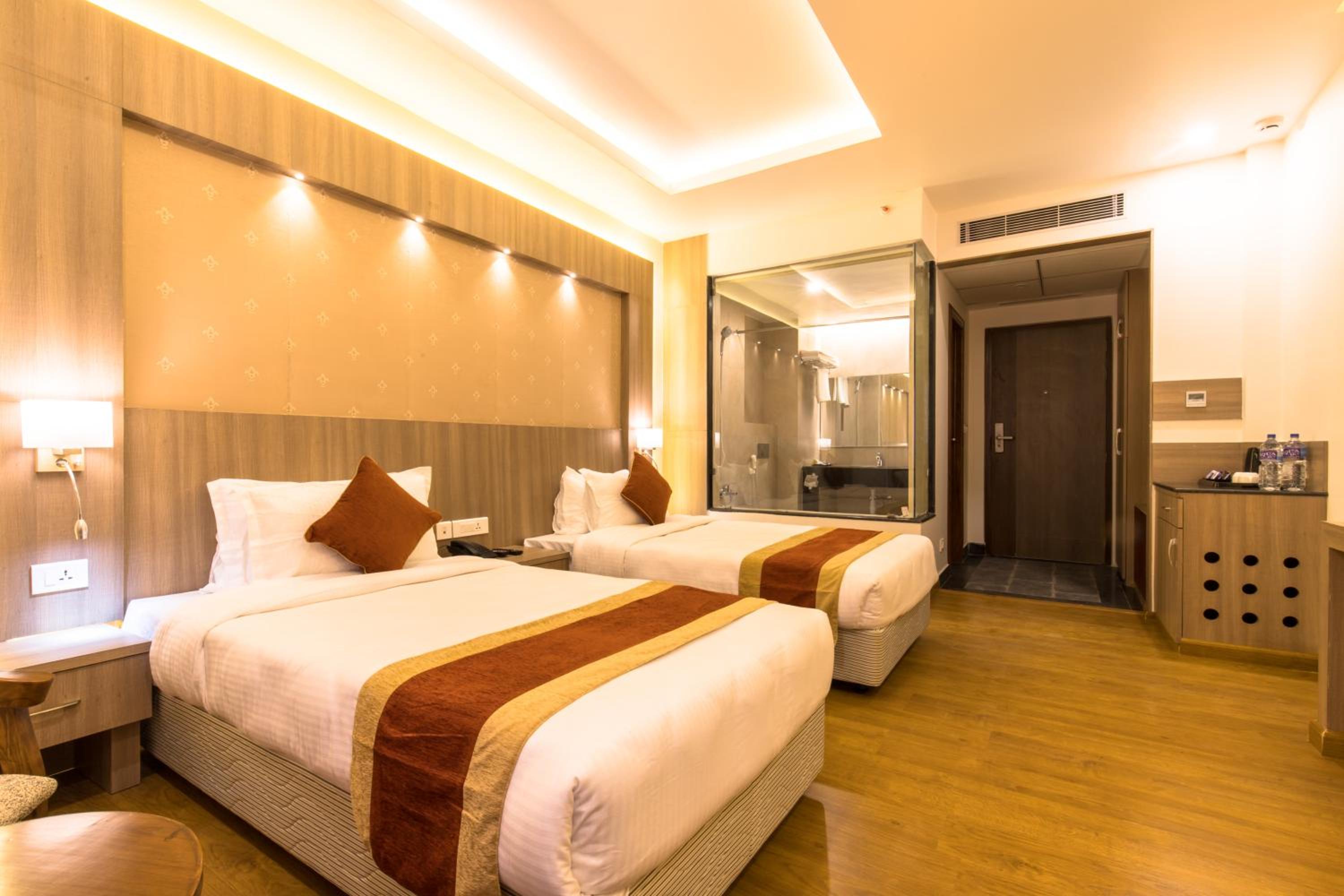 Deluxe Double or Twin Room - Photo 2