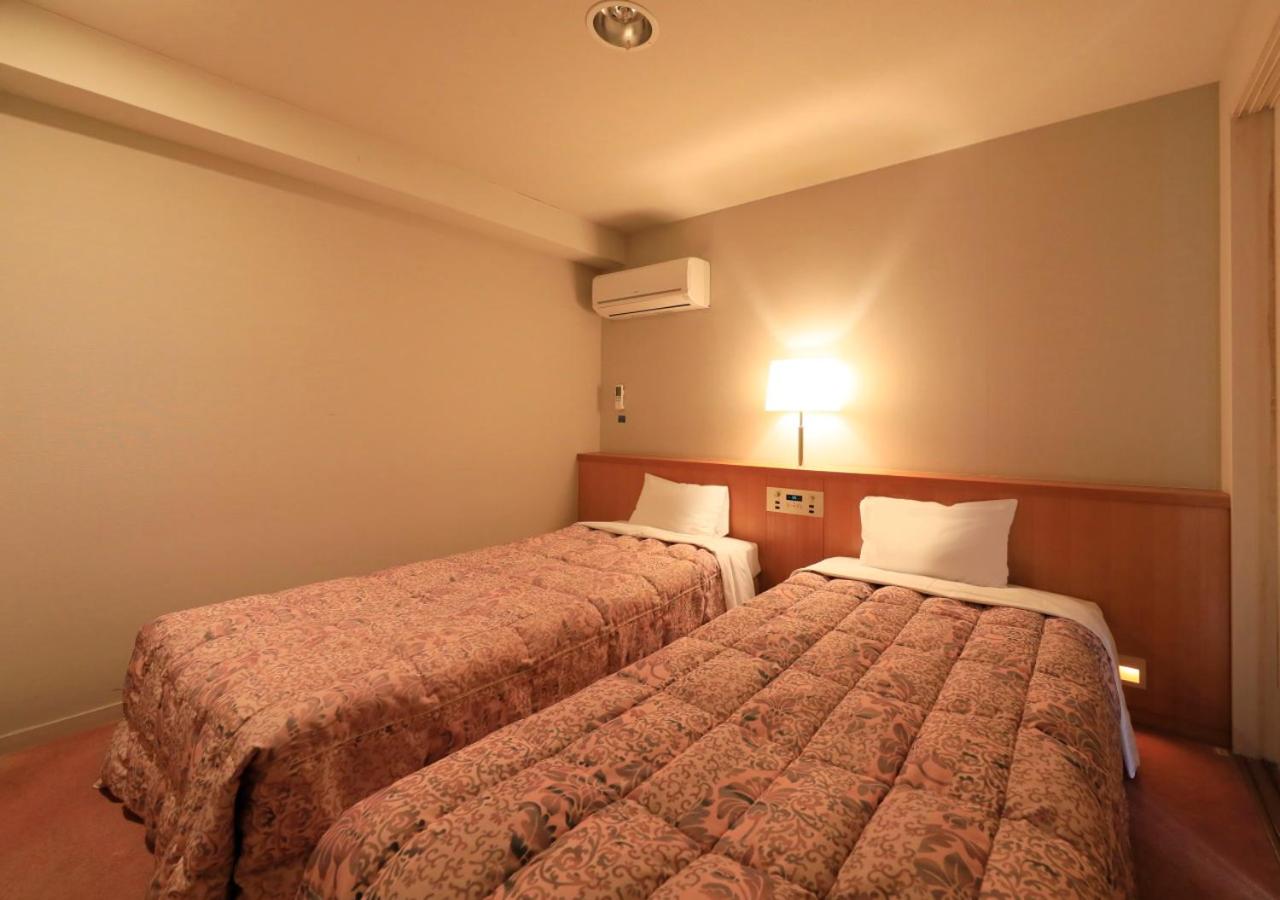 Quadruple Room - Photo 7