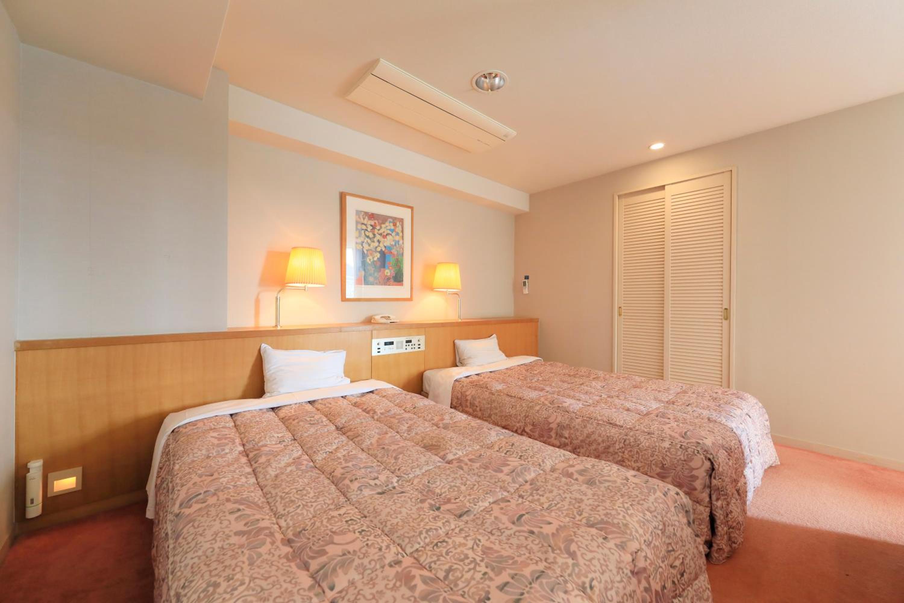 Quadruple Room - Photo 6