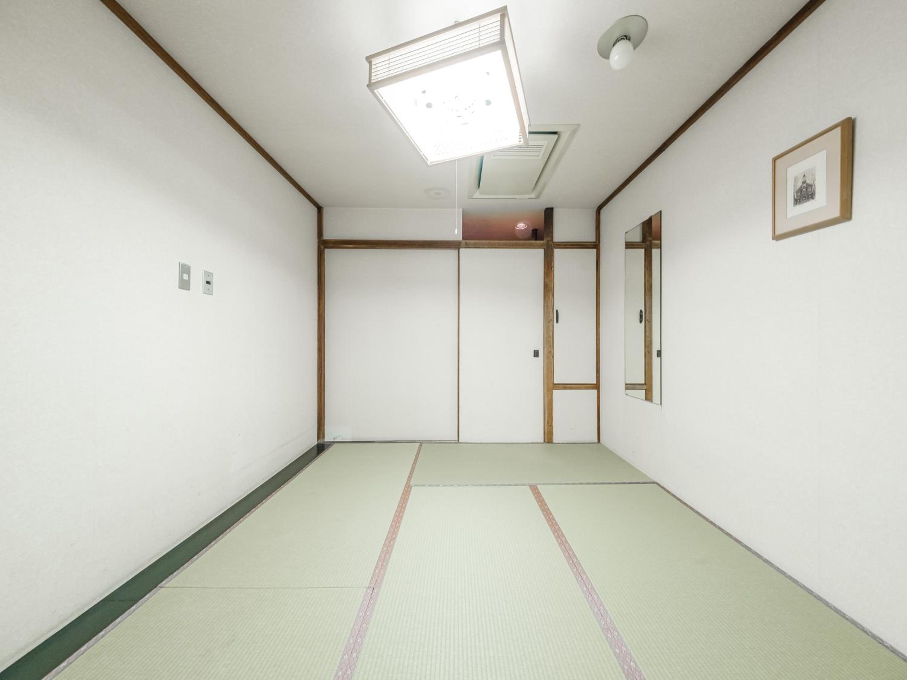 Japanese-Style Room - Non-Smoking - Annex photo 3