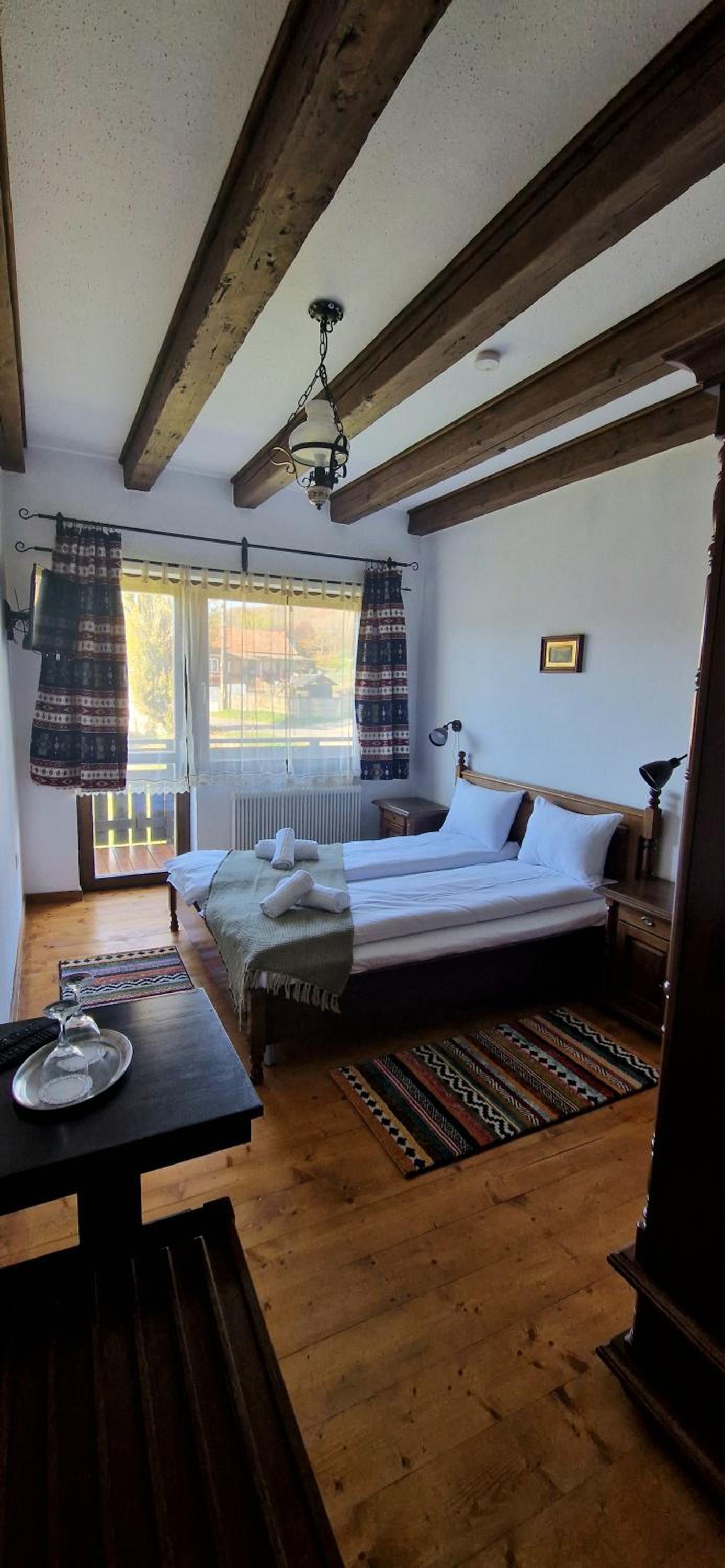 Deluxe Double Room With Balcony photo 2
