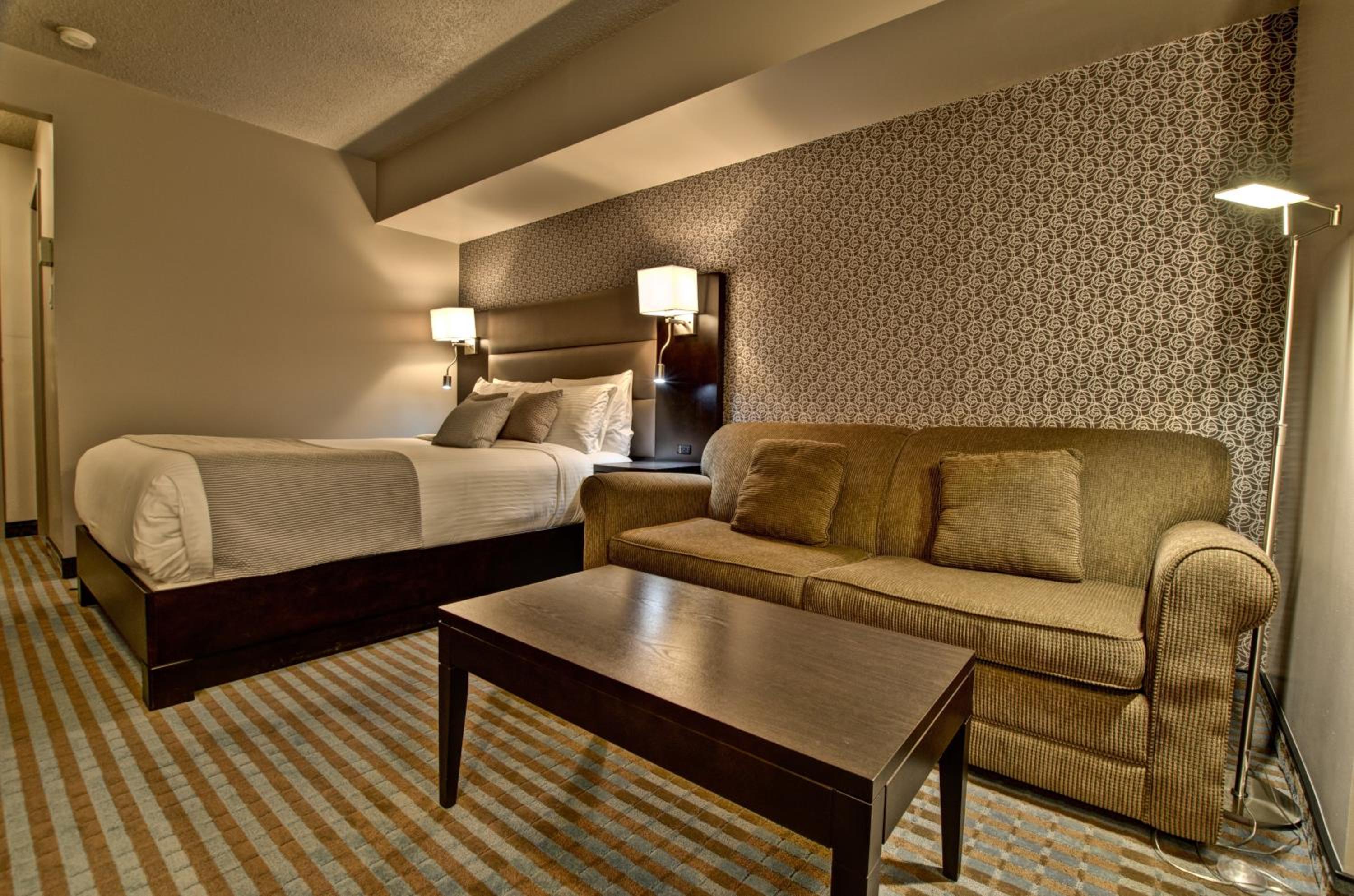 Double Room with Sofa Bed photo 3