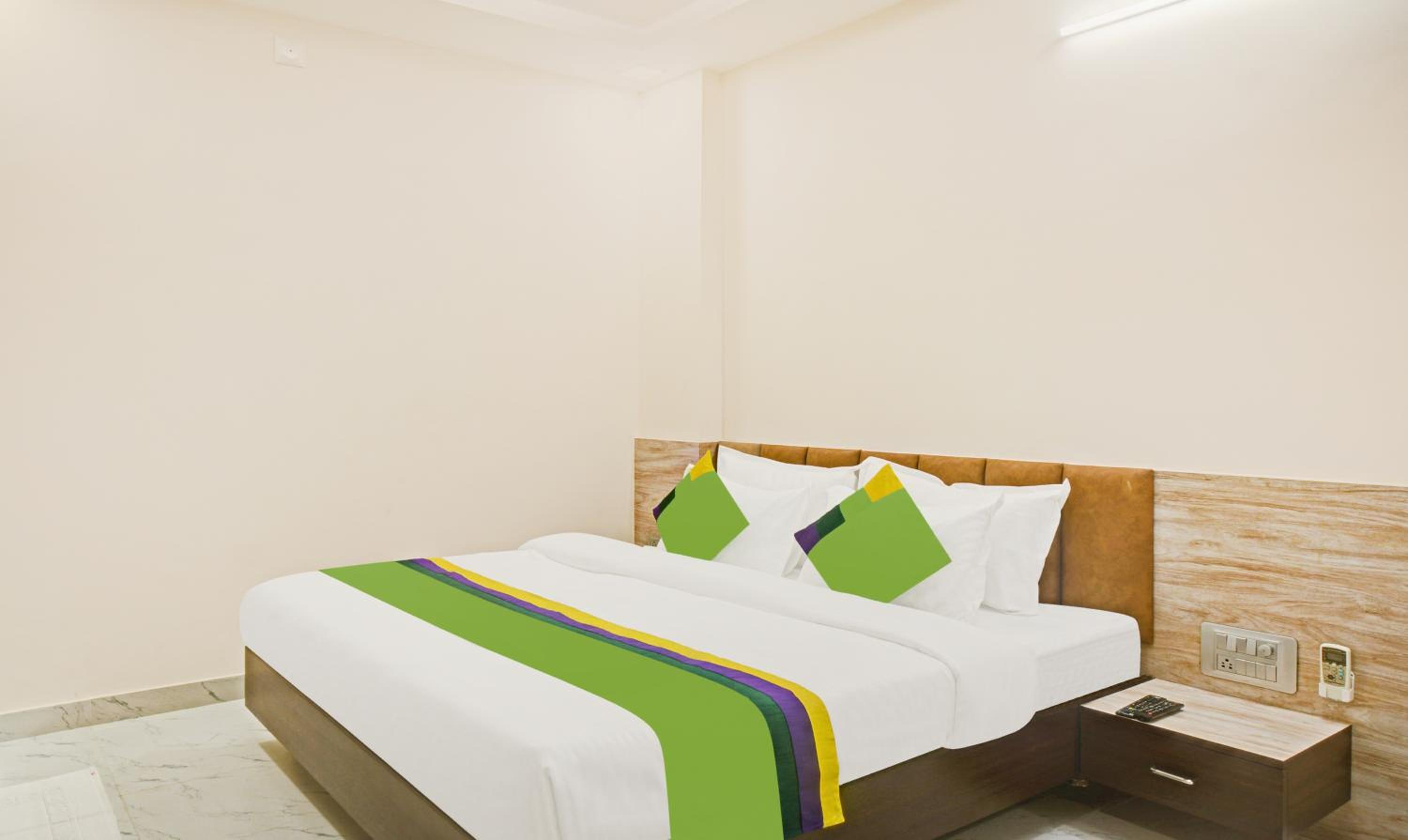 Standard Double Room photo 3
