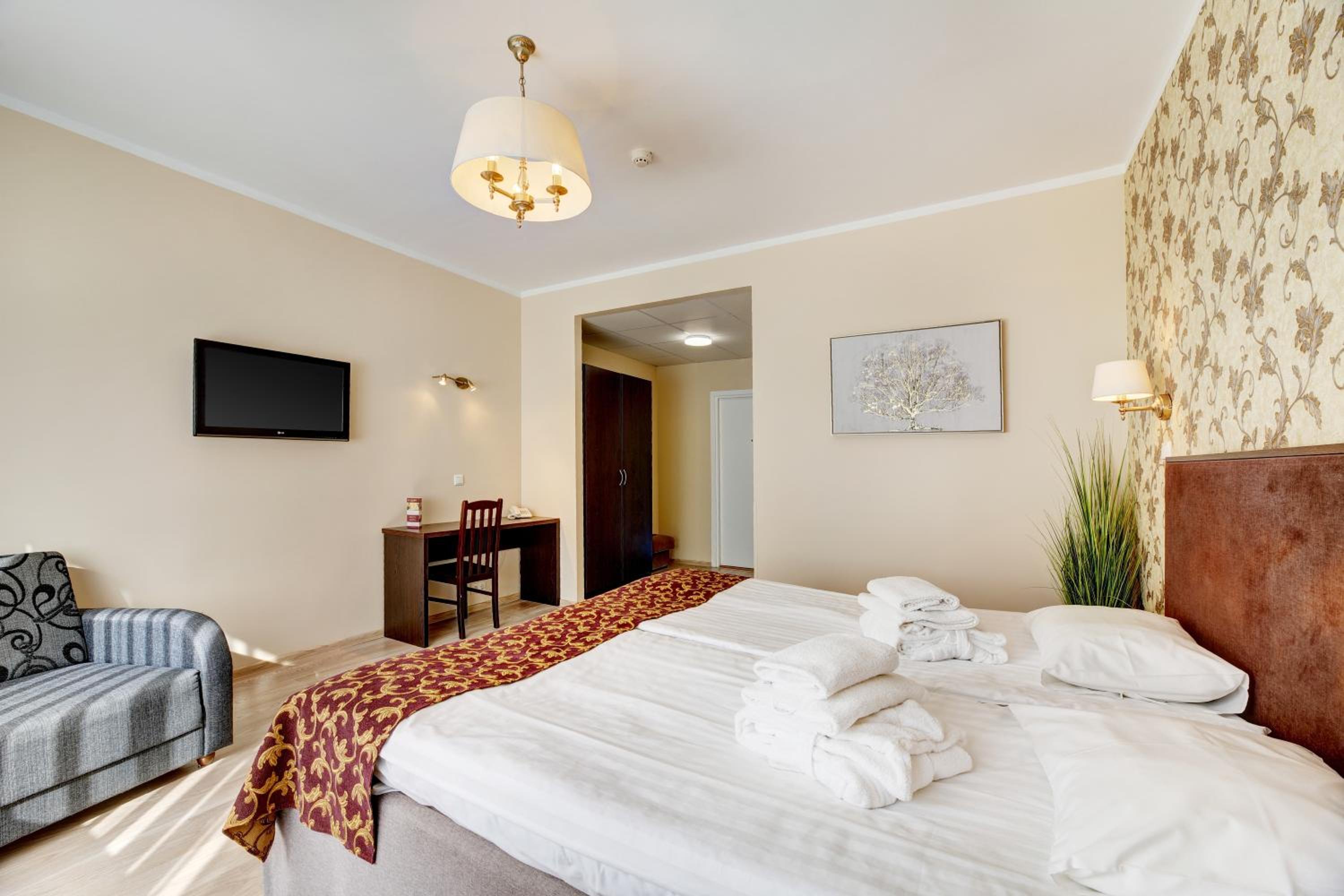 Superior Double Room - Photo 1