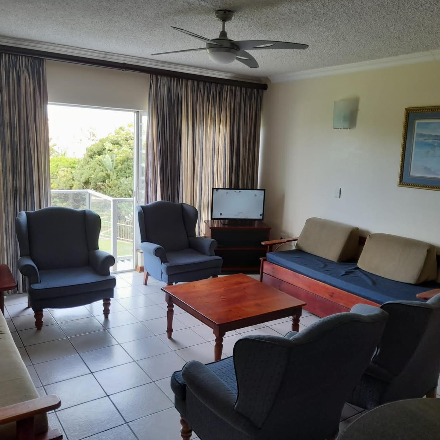 One-Bedroom Apartment - Photo 1