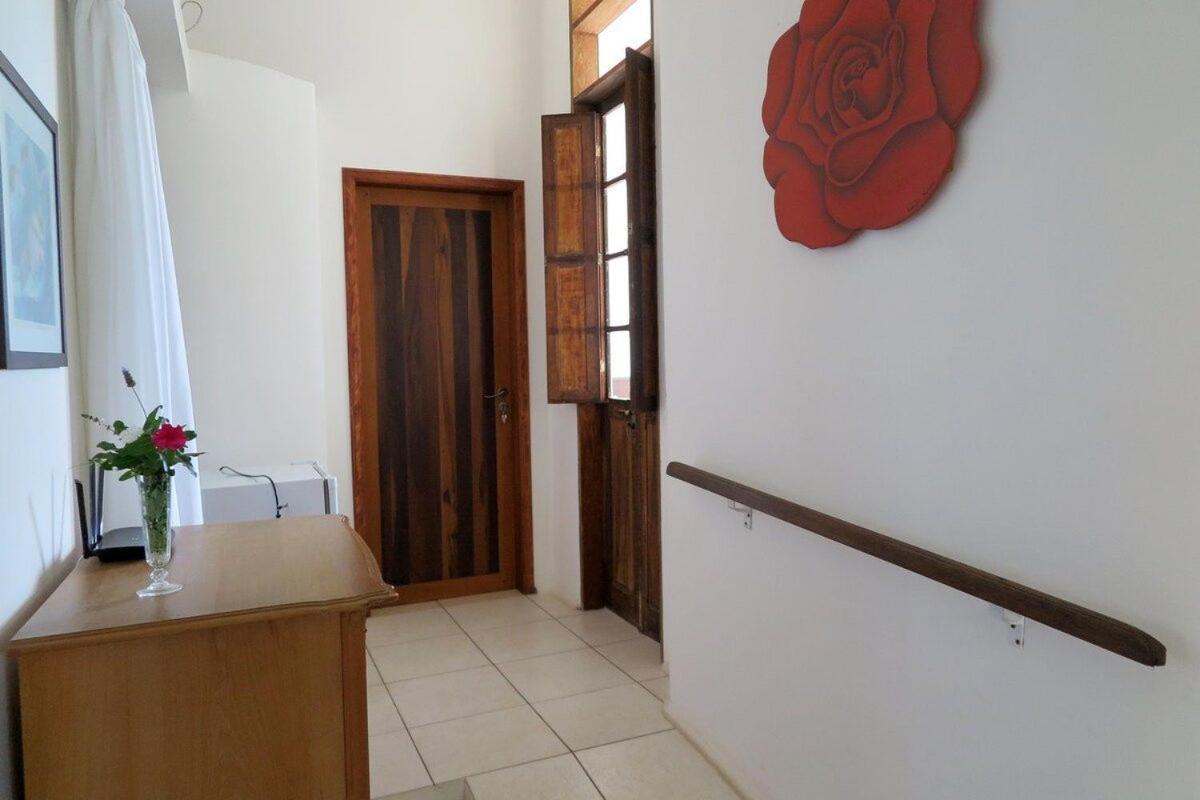 Superior Suite - Photo 11