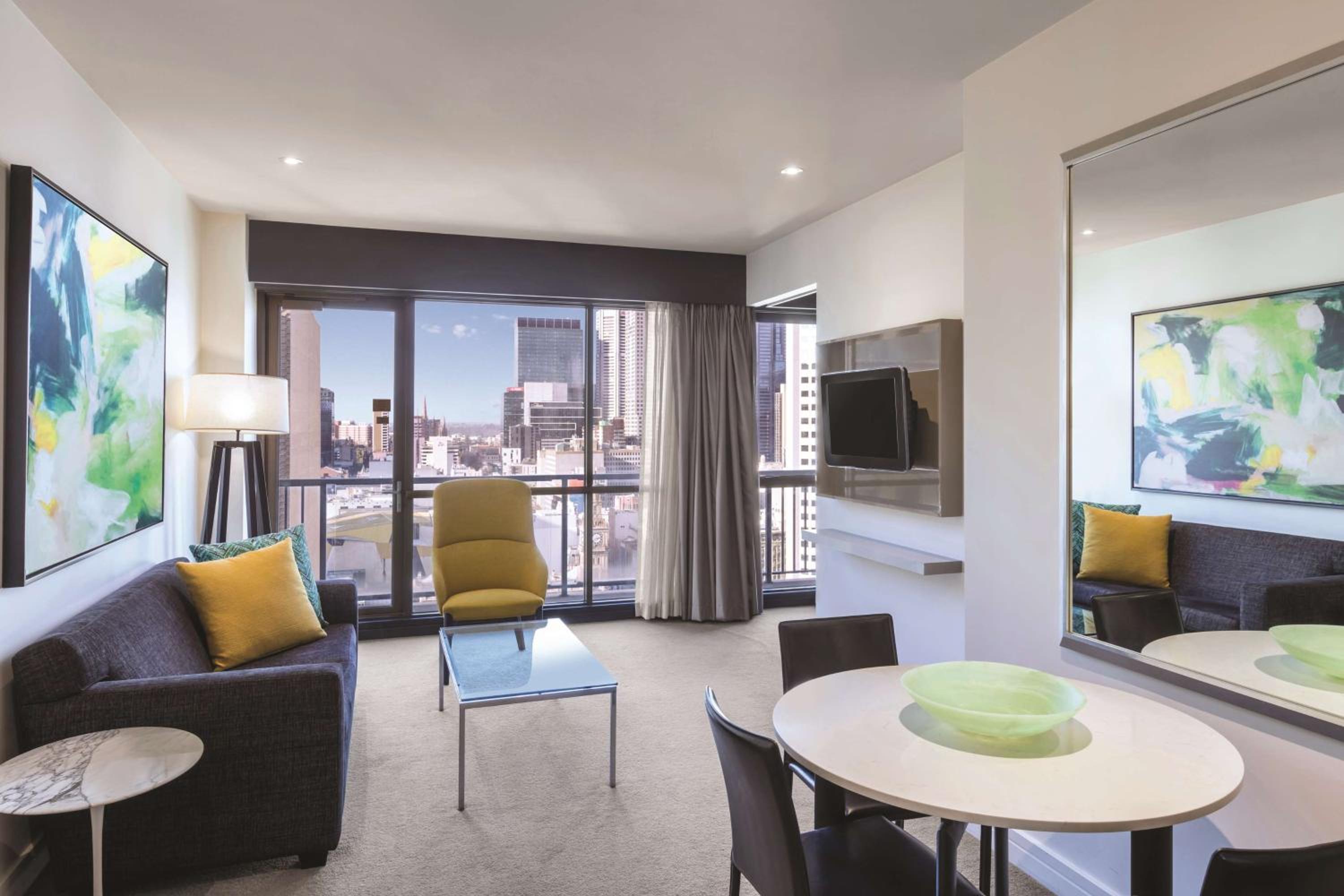 One-Bedroom Balcony Apartment - Photo 9