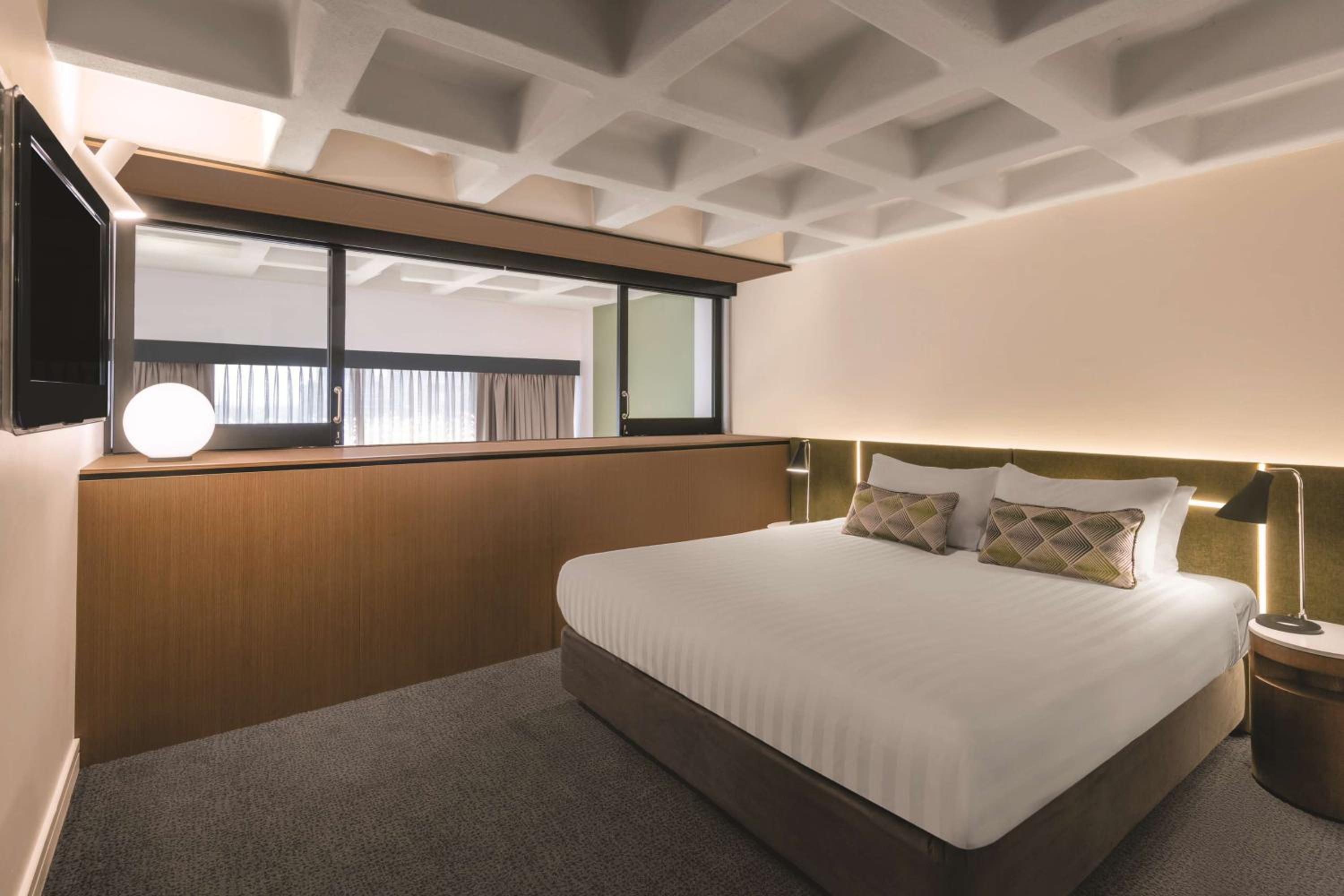One-Bedroom Penthouse - Photo 1