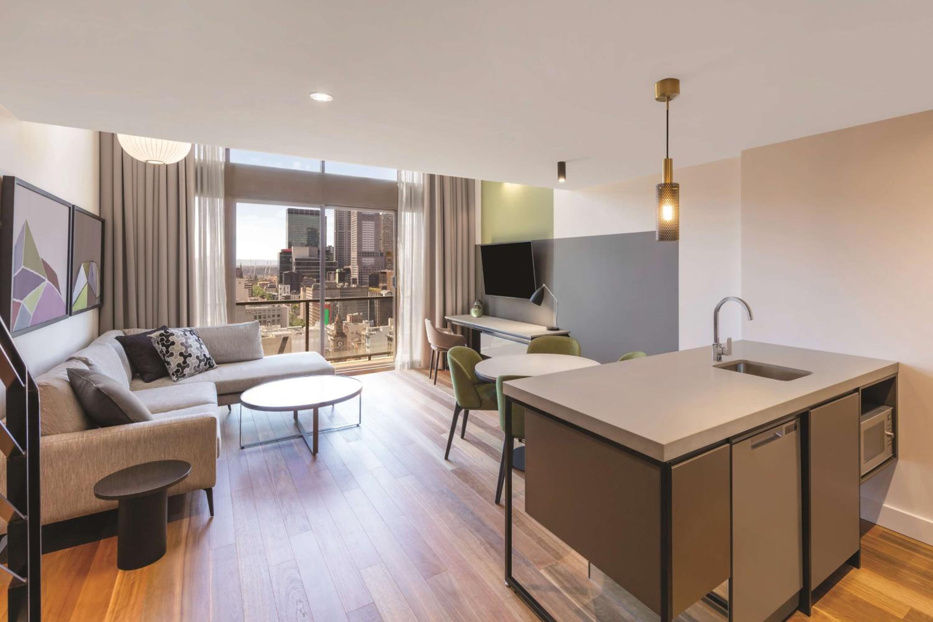 One-Bedroom Penthouse - Photo 8