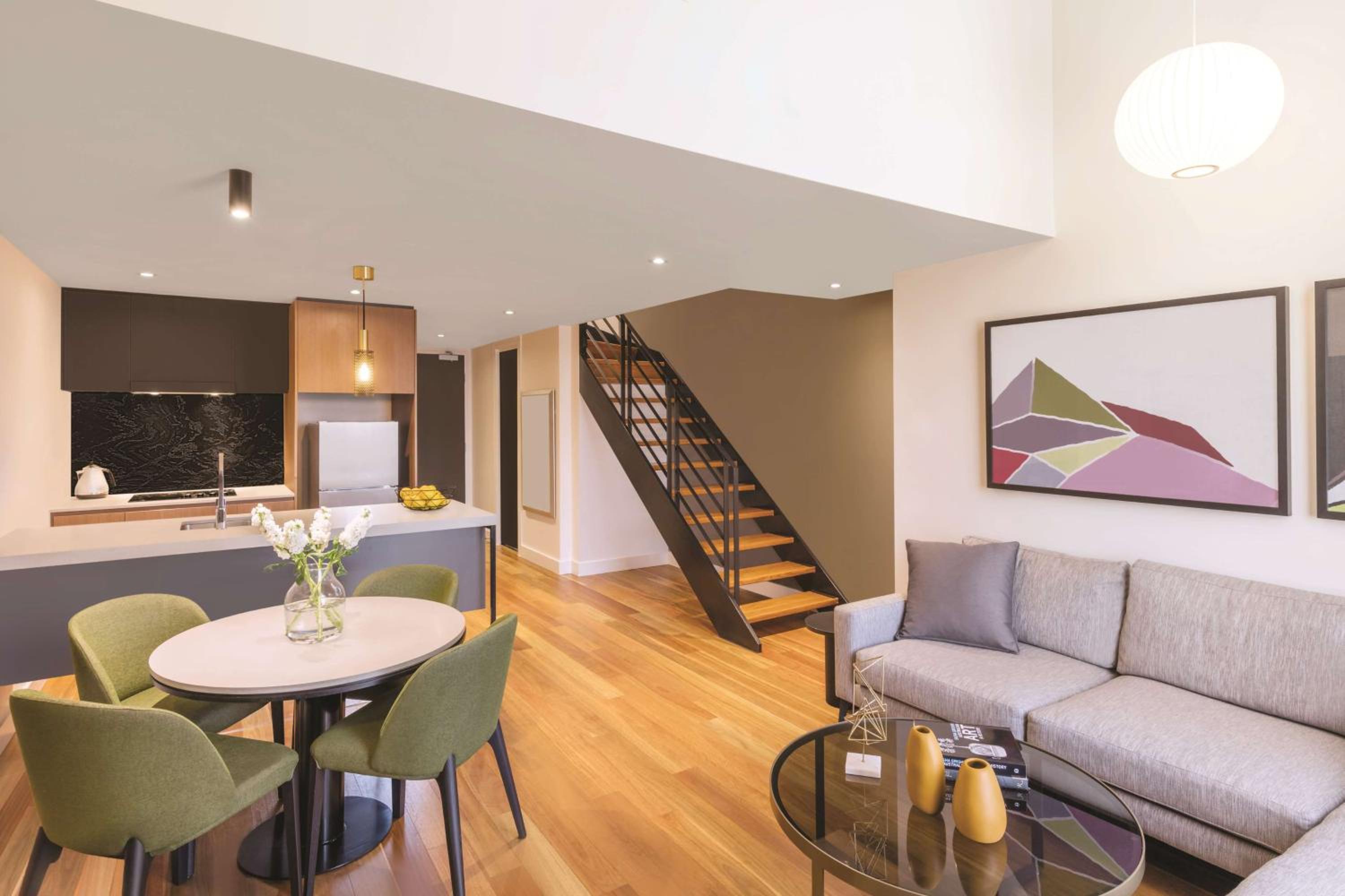 One-Bedroom Penthouse - Photo 7