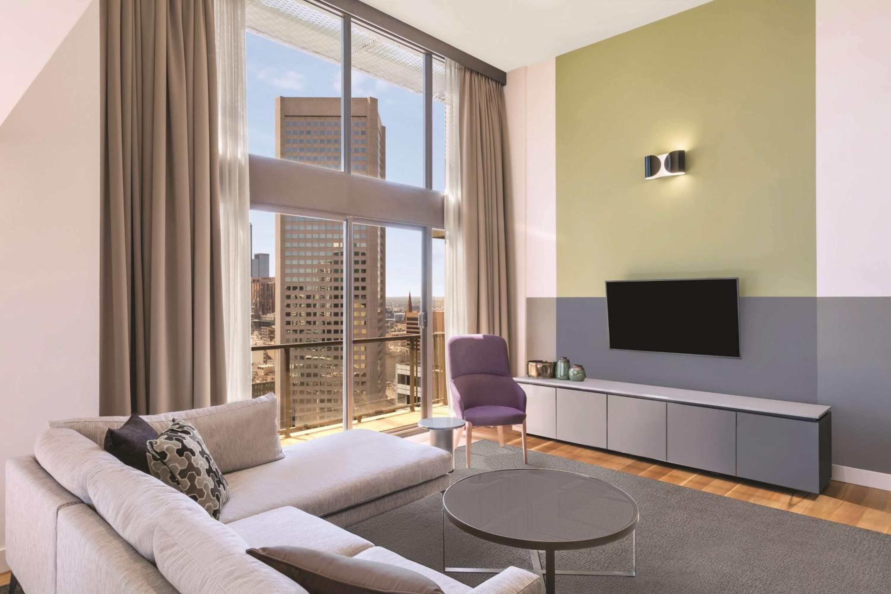 Three Bedroom Penthouse - Photo 23