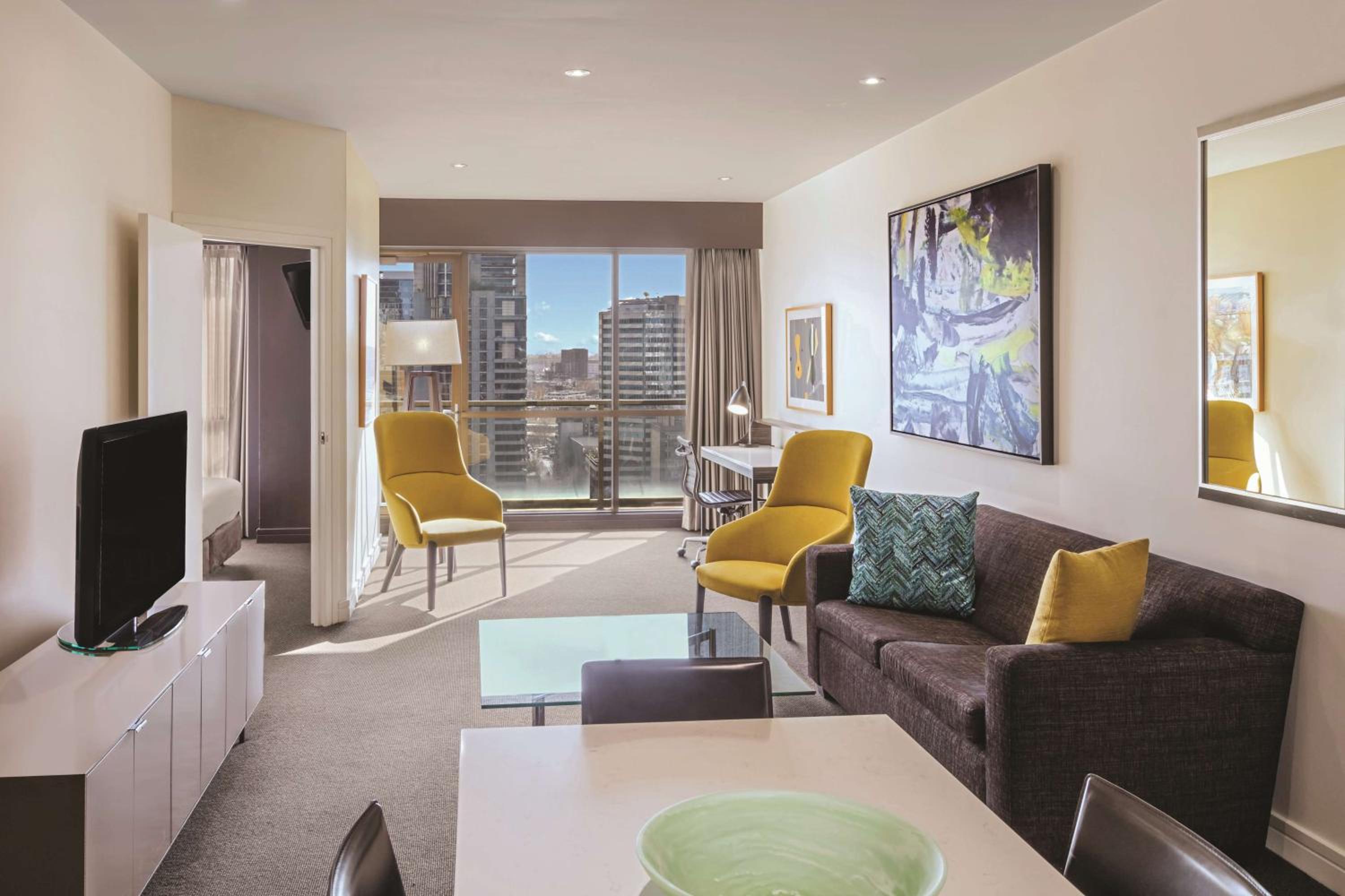 Two-Bedroom Apartment - Photo 9