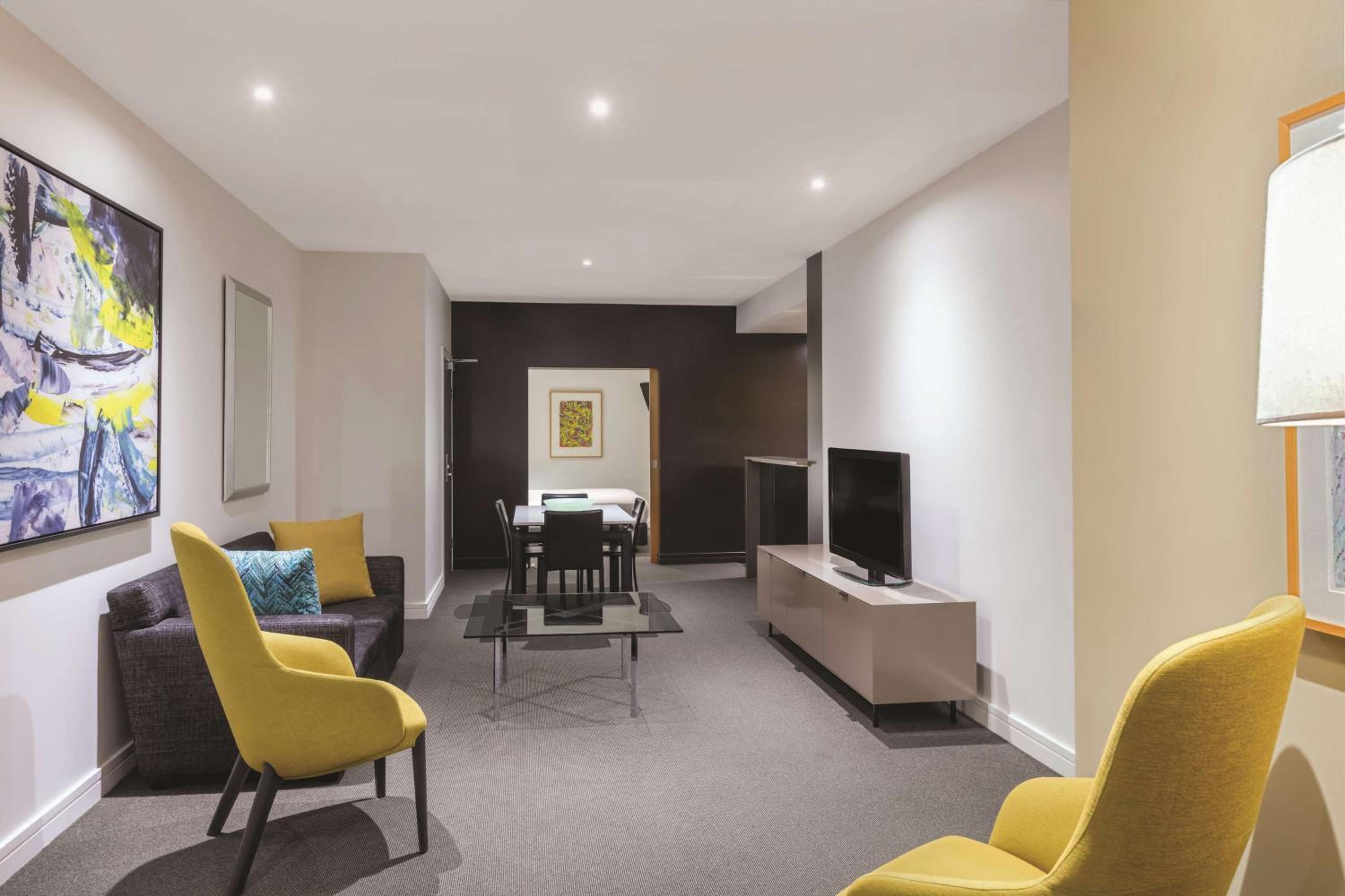 Two-Bedroom Apartment - Photo 6