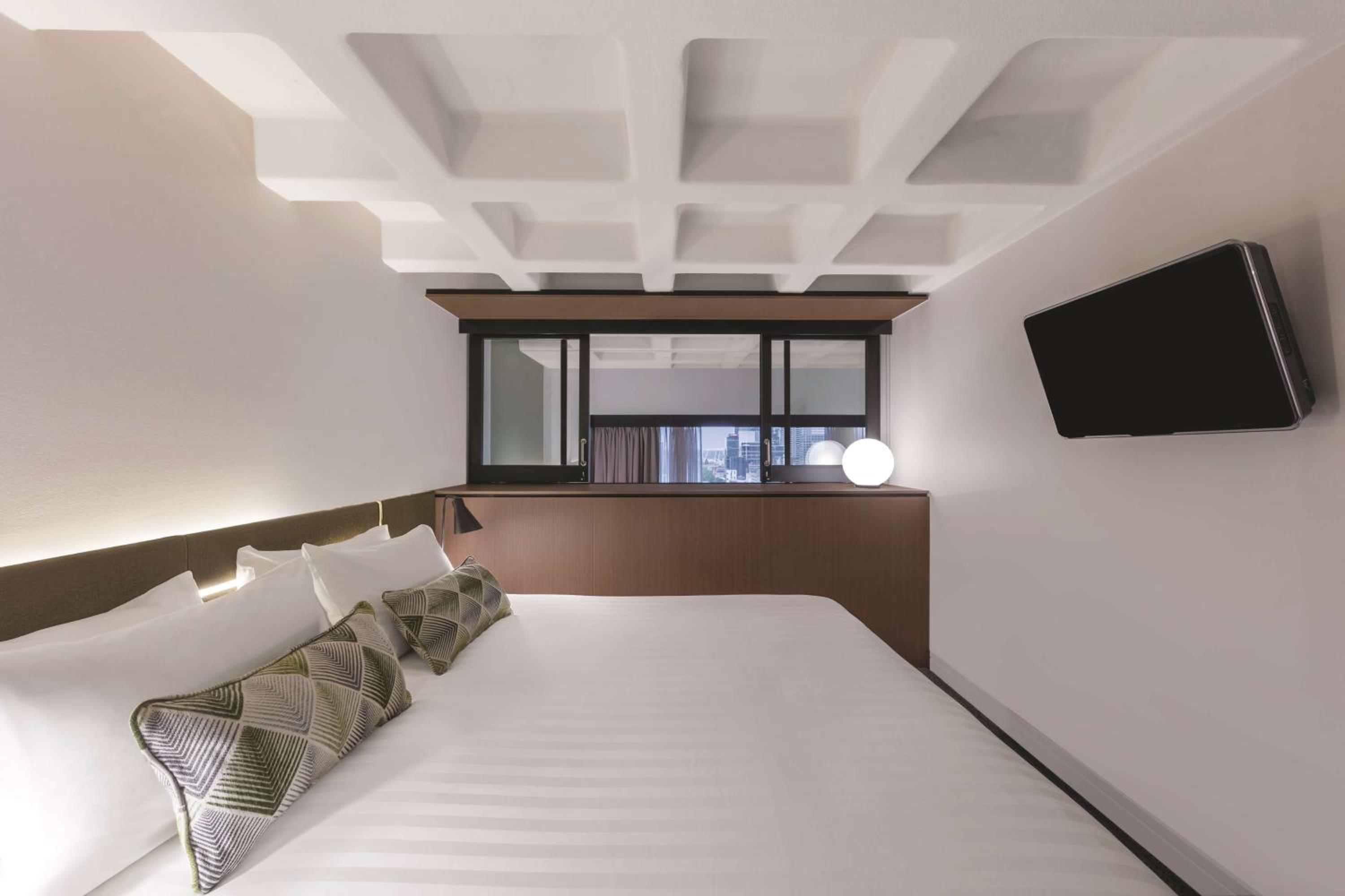 Two Bedroom Penthouse - Photo 11