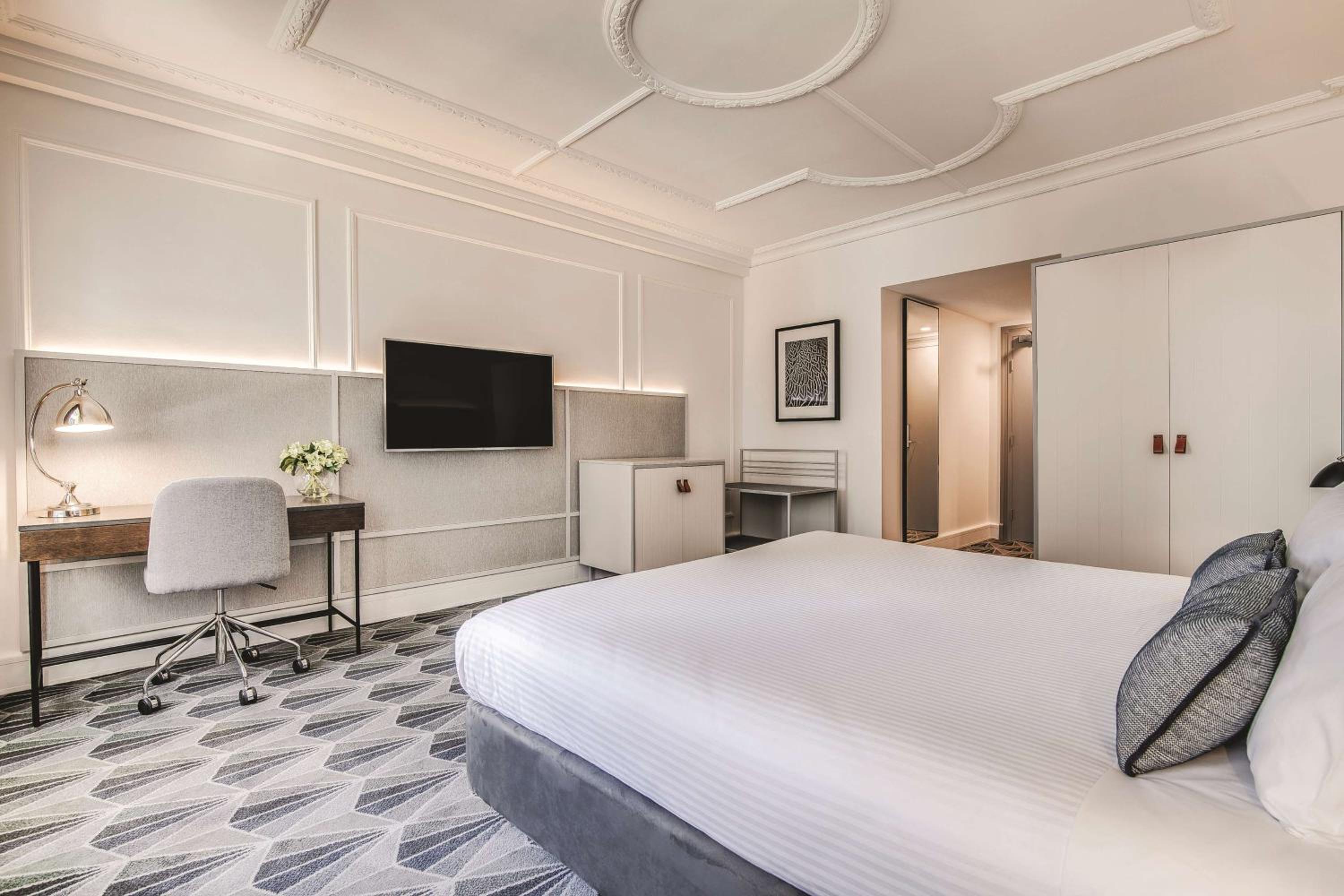 Savoy Queen Room