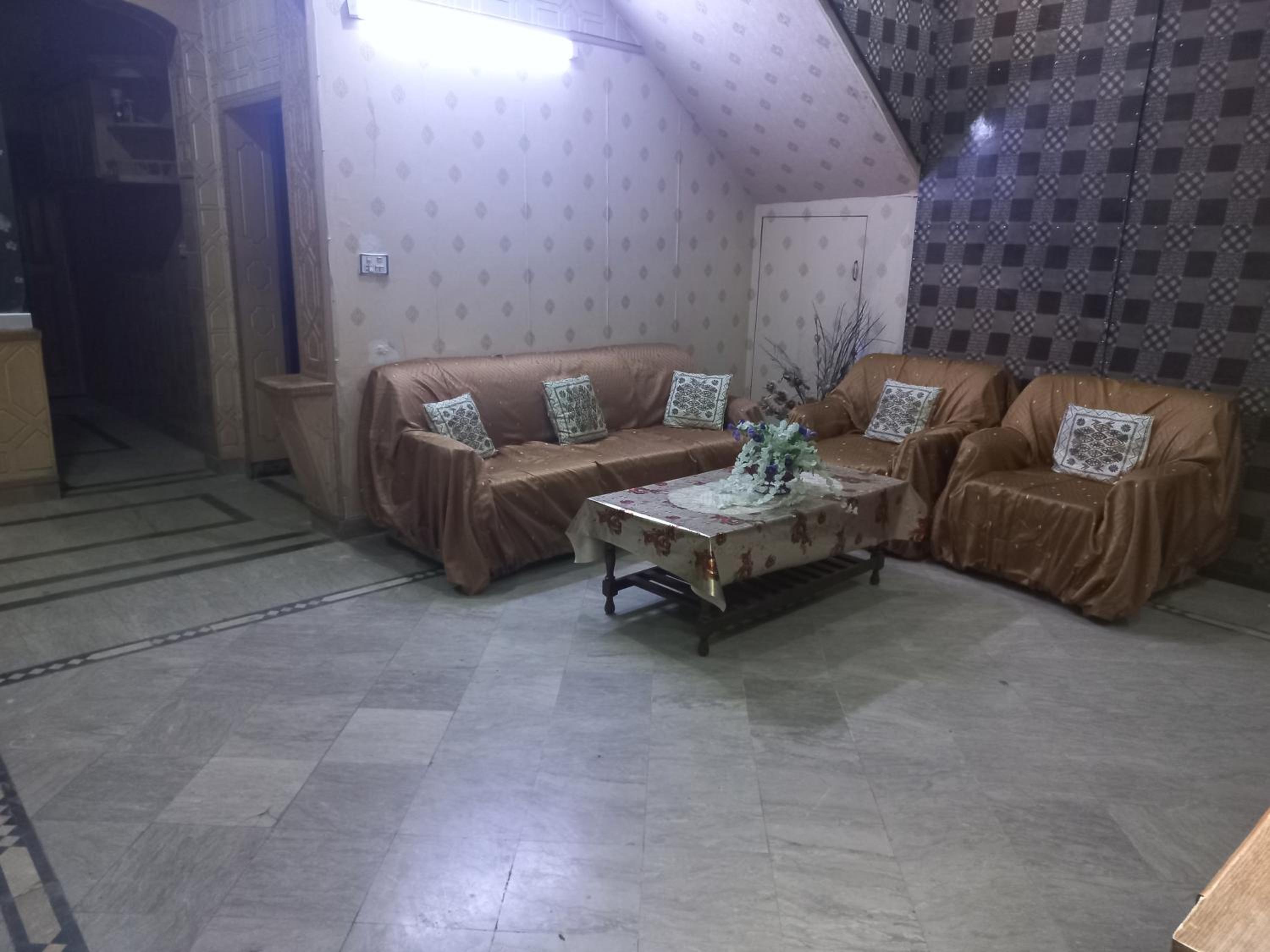 Three-Bedroom House photo 2