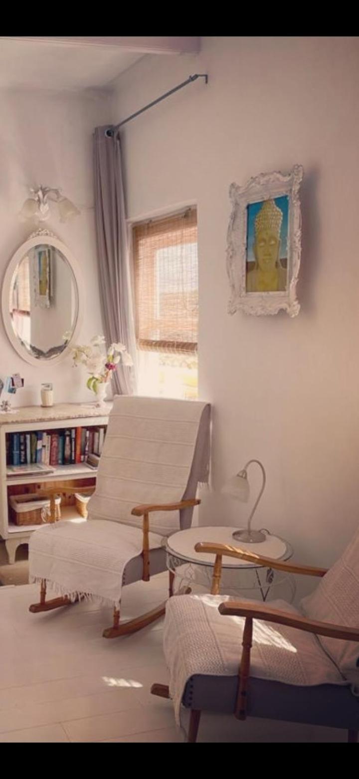 One-Bedroom House photo 2