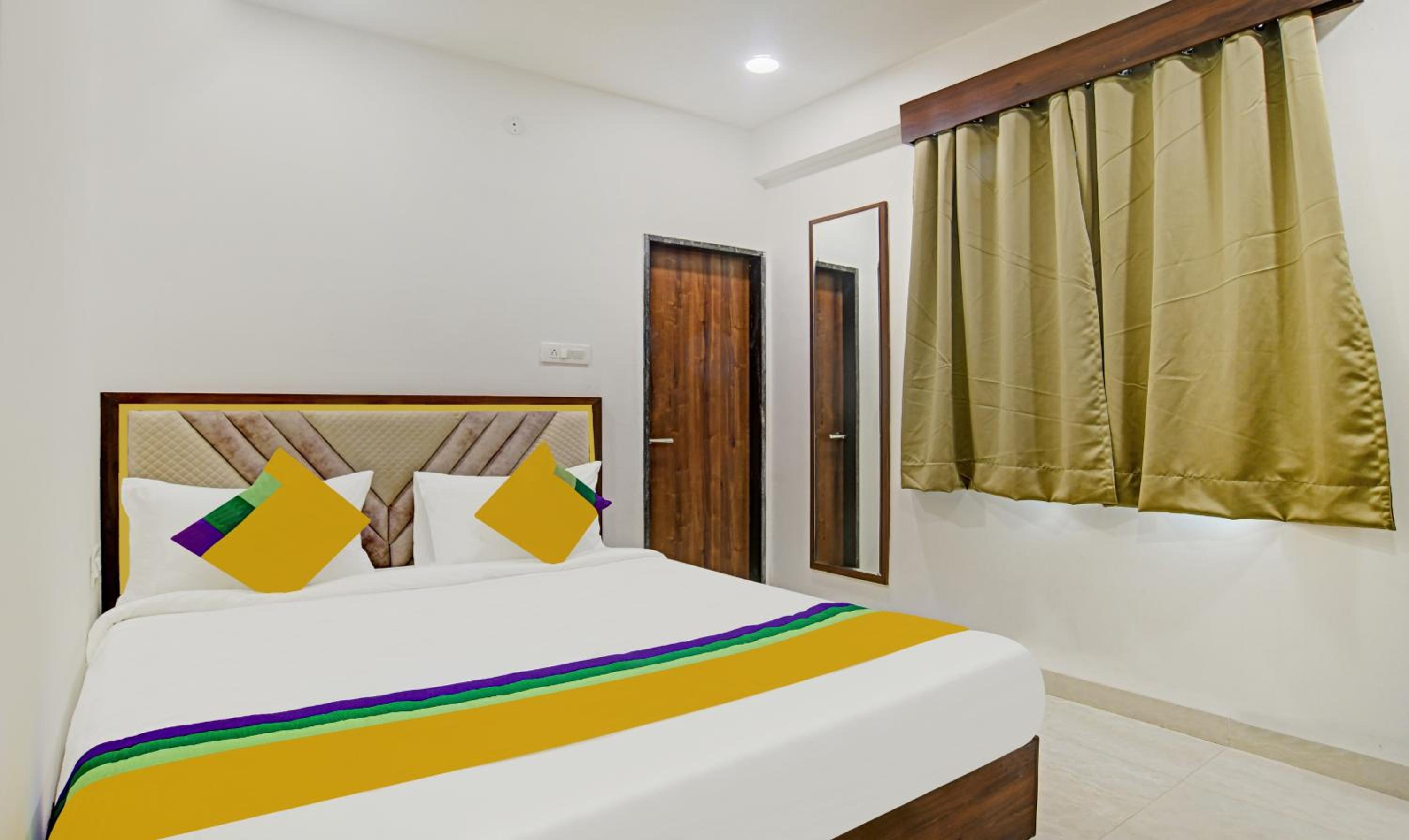 Standard Room - Photo 1