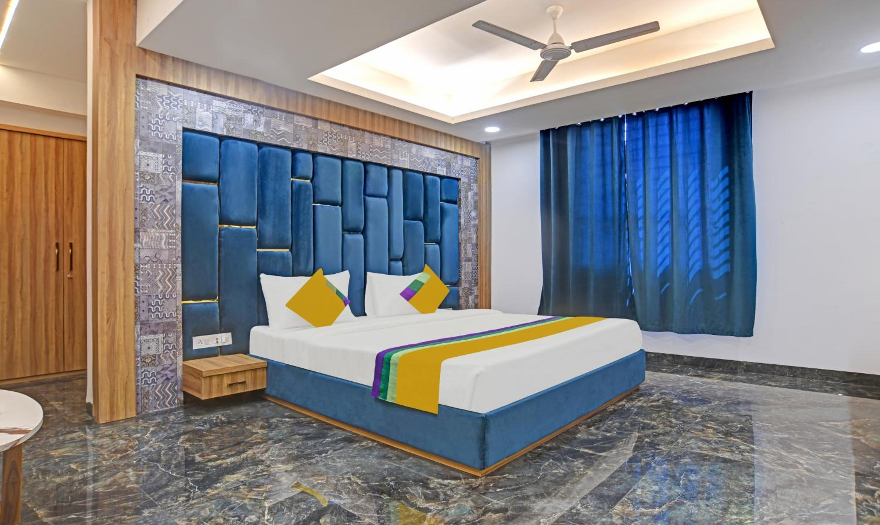 Spacious Premium Room photo 2