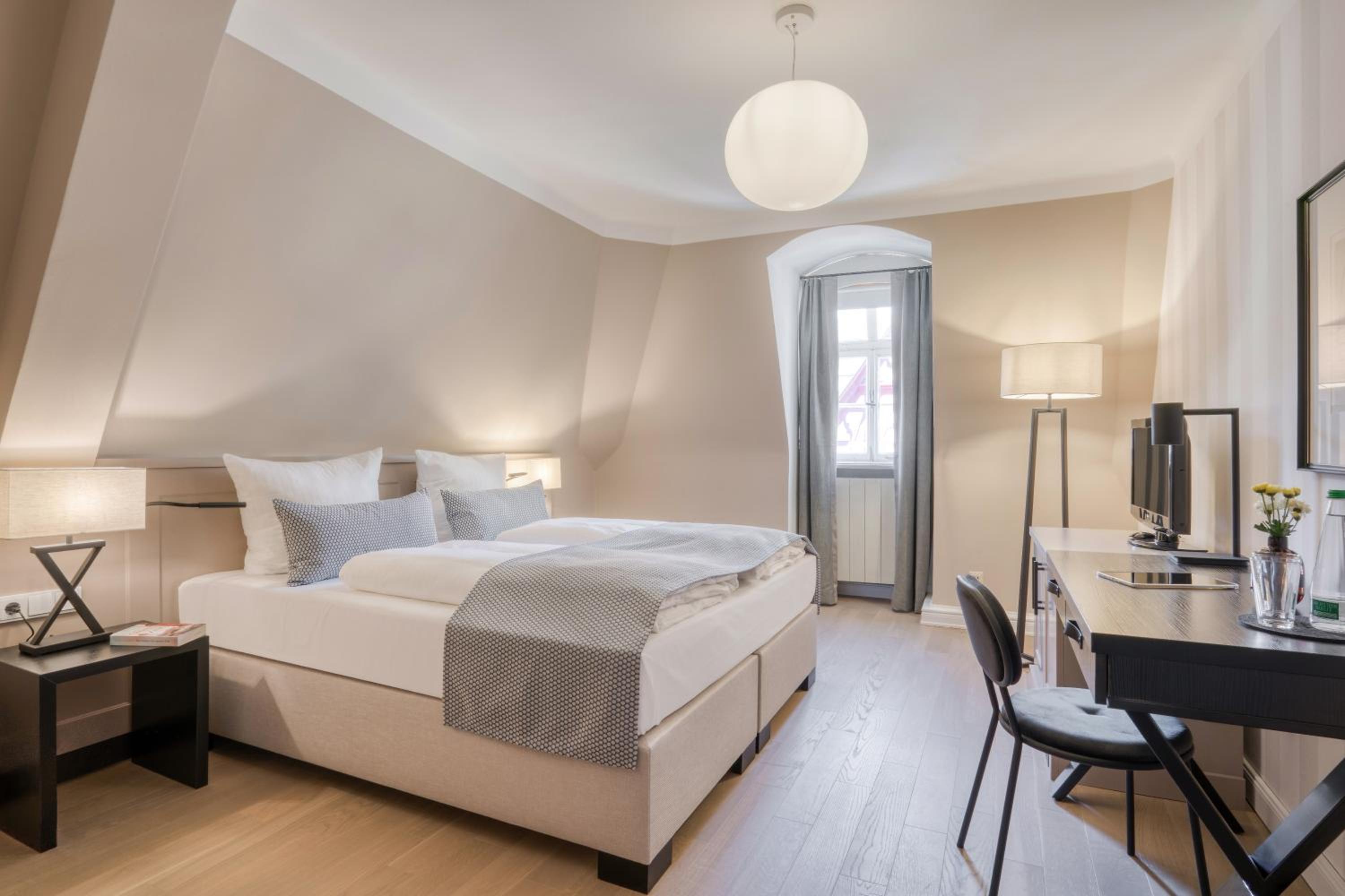 Large Double Room