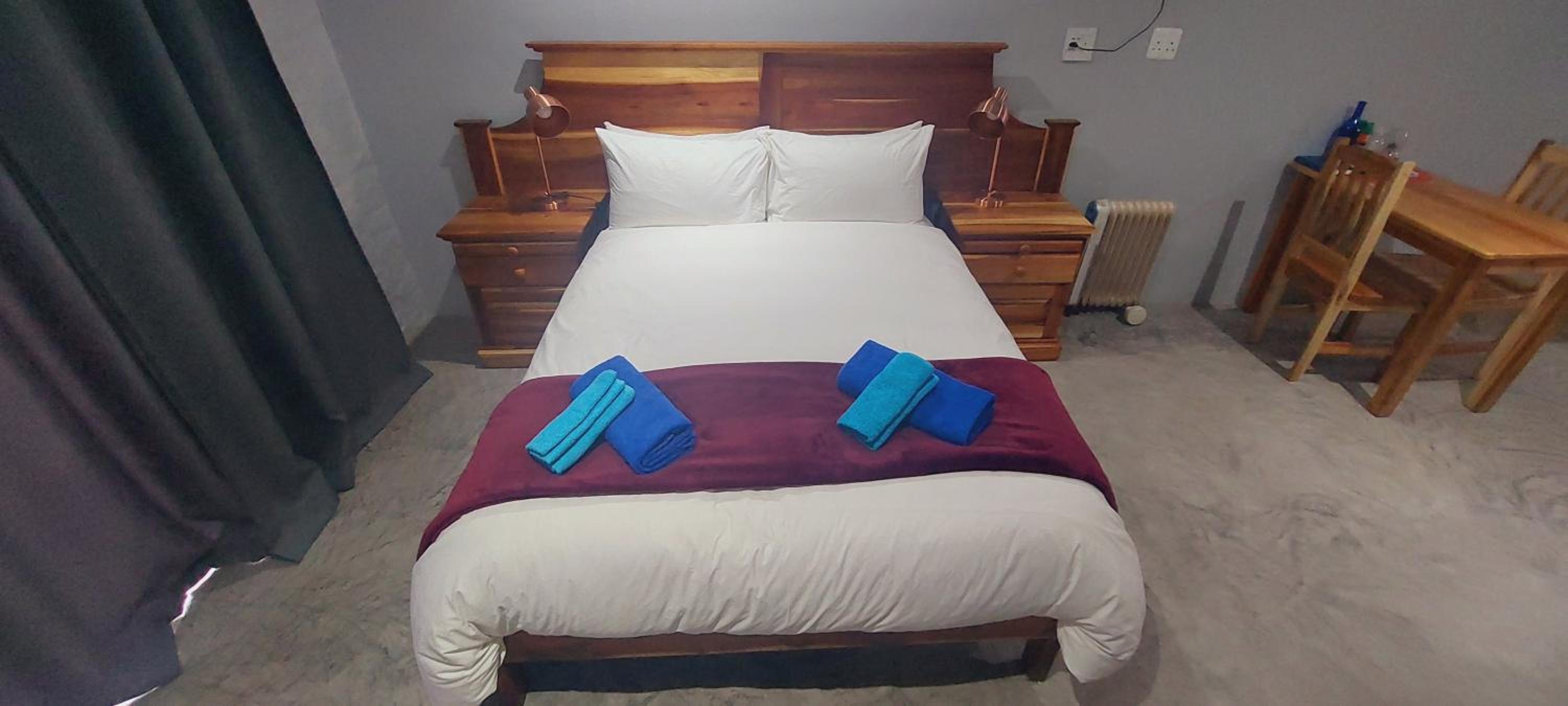 Standard Double Room - Photo 3