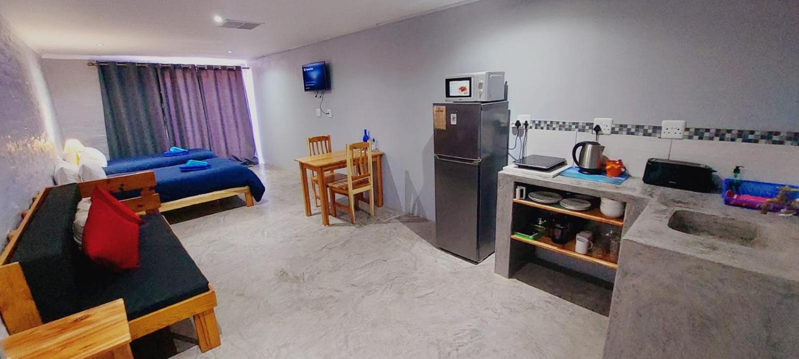 Standard Double Room - Photo 5