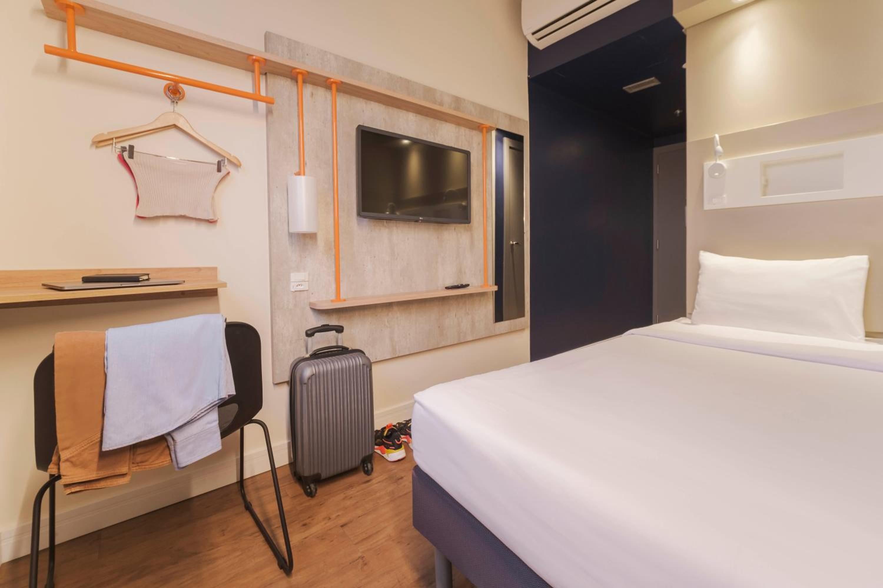 Standard Apartment with One Double Bed - Photo 1