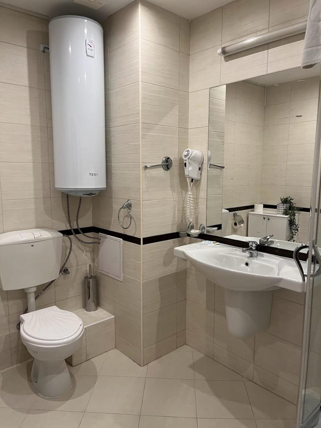 Deluxe Double Studio