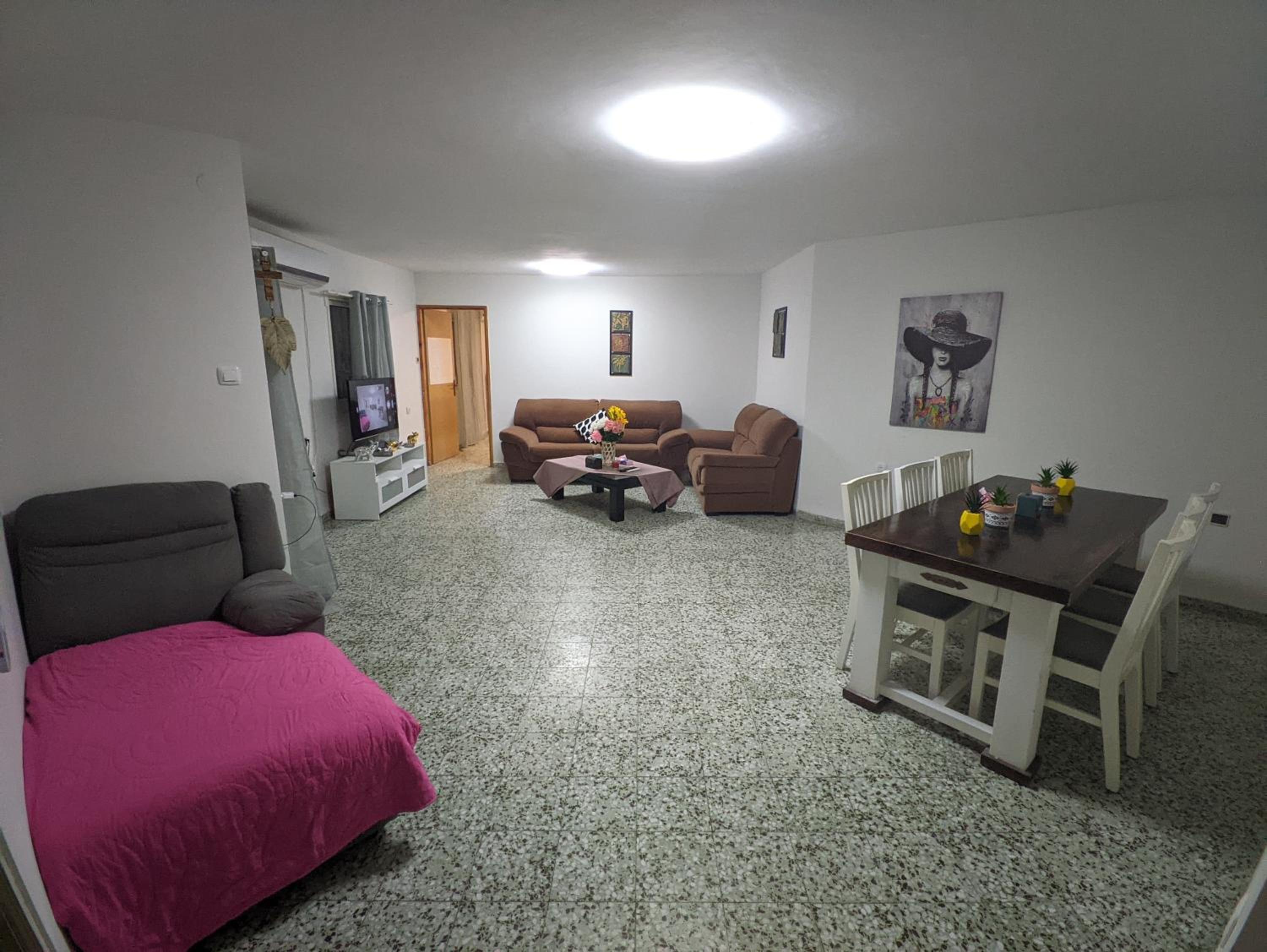 One-Bedroom Apartment - Photo 1