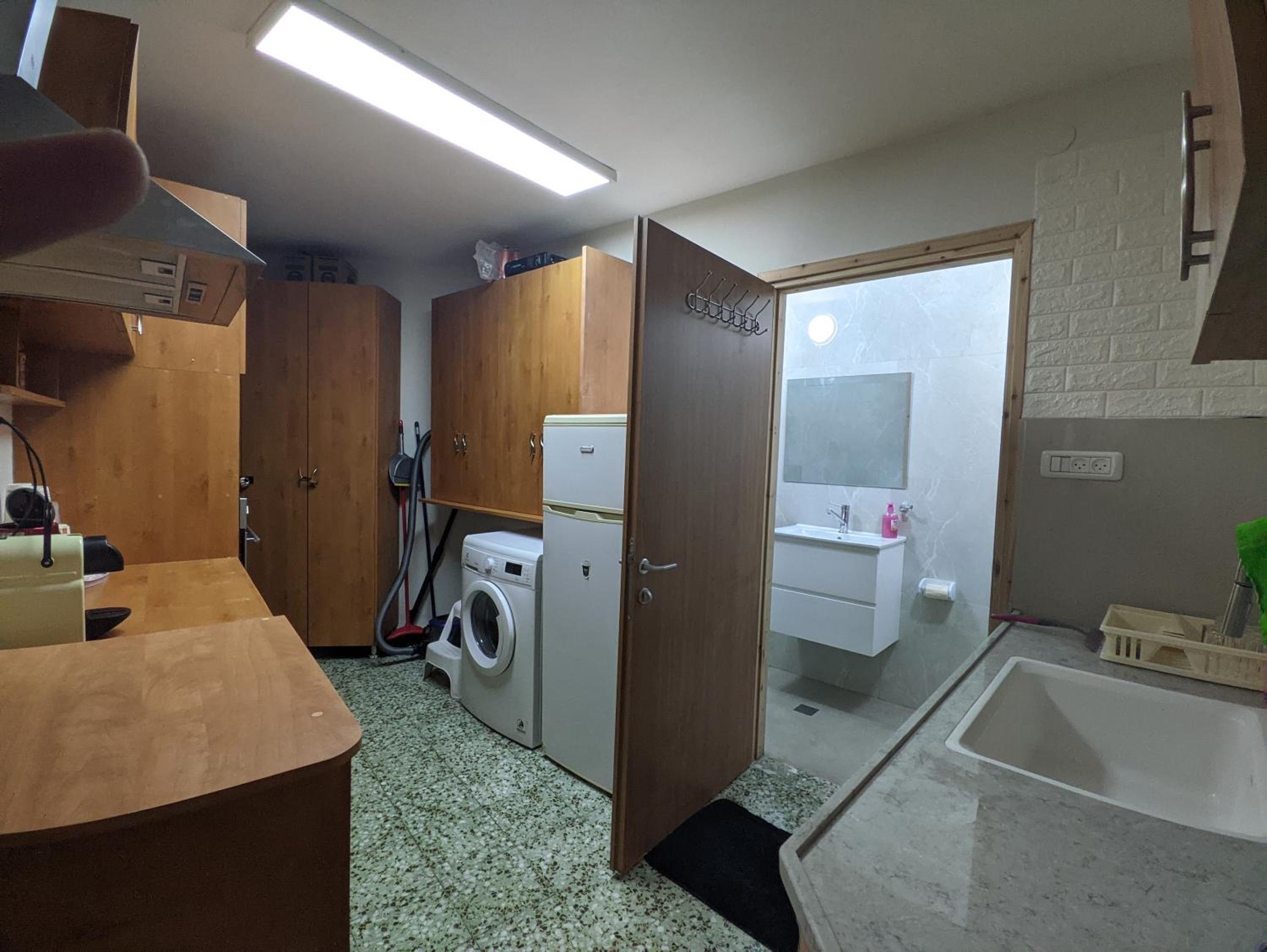 One-Bedroom Apartment - Photo 13