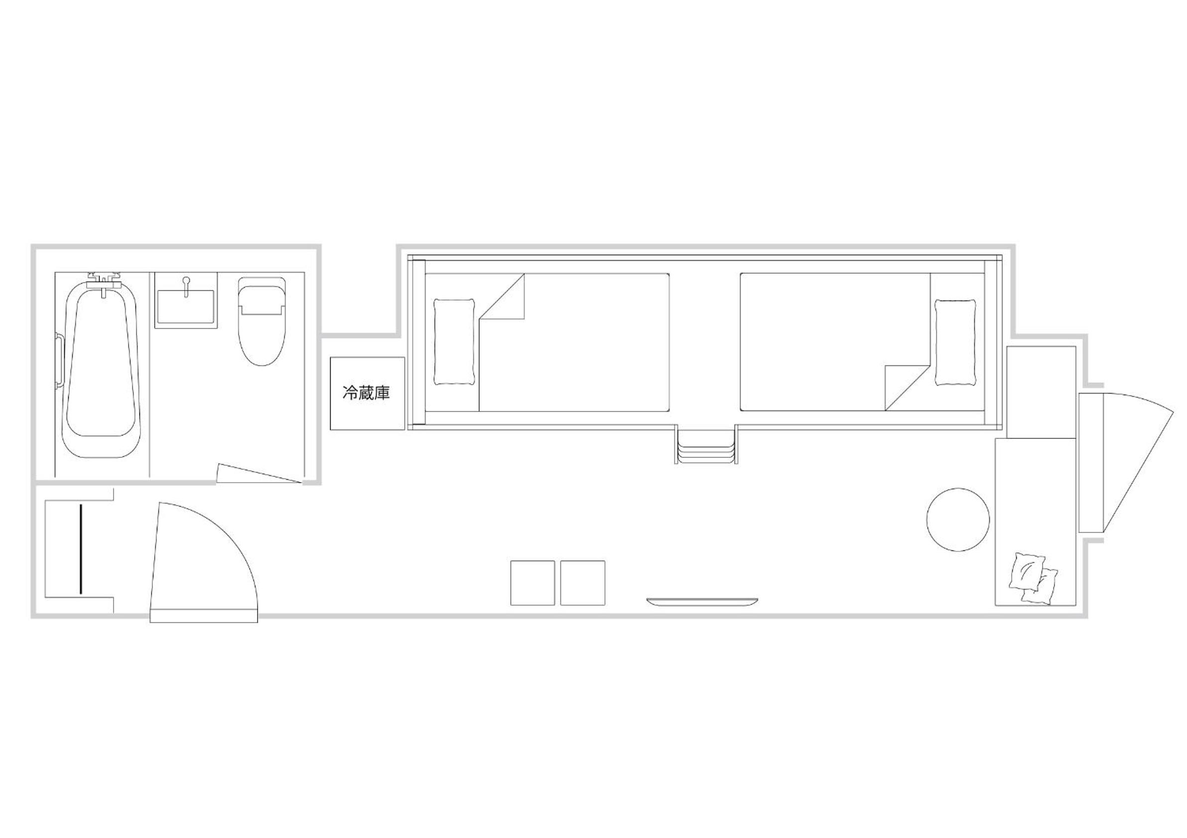 Quadruple Room with 2 Bunk Beds - Photo 5