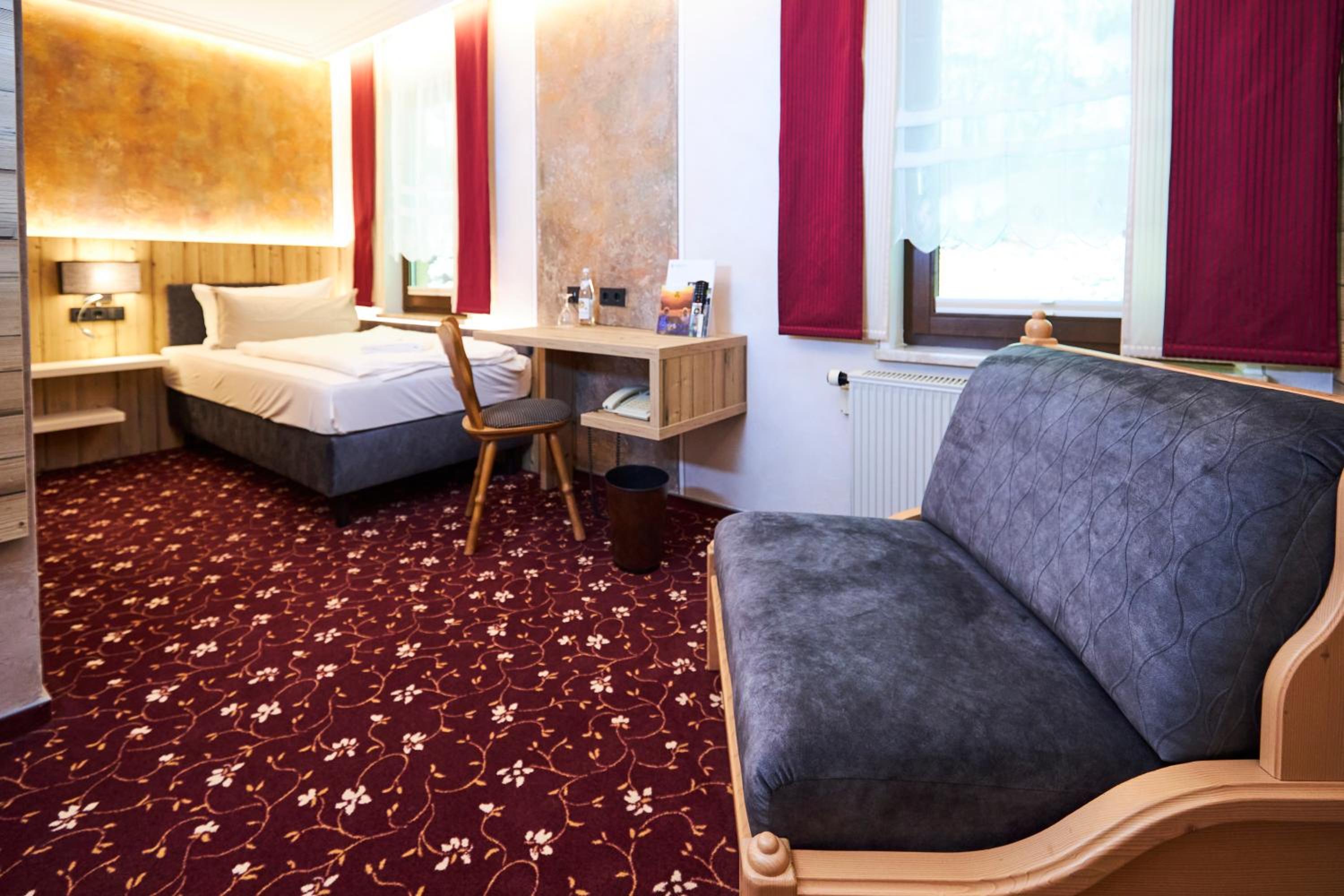 Standard Single Room