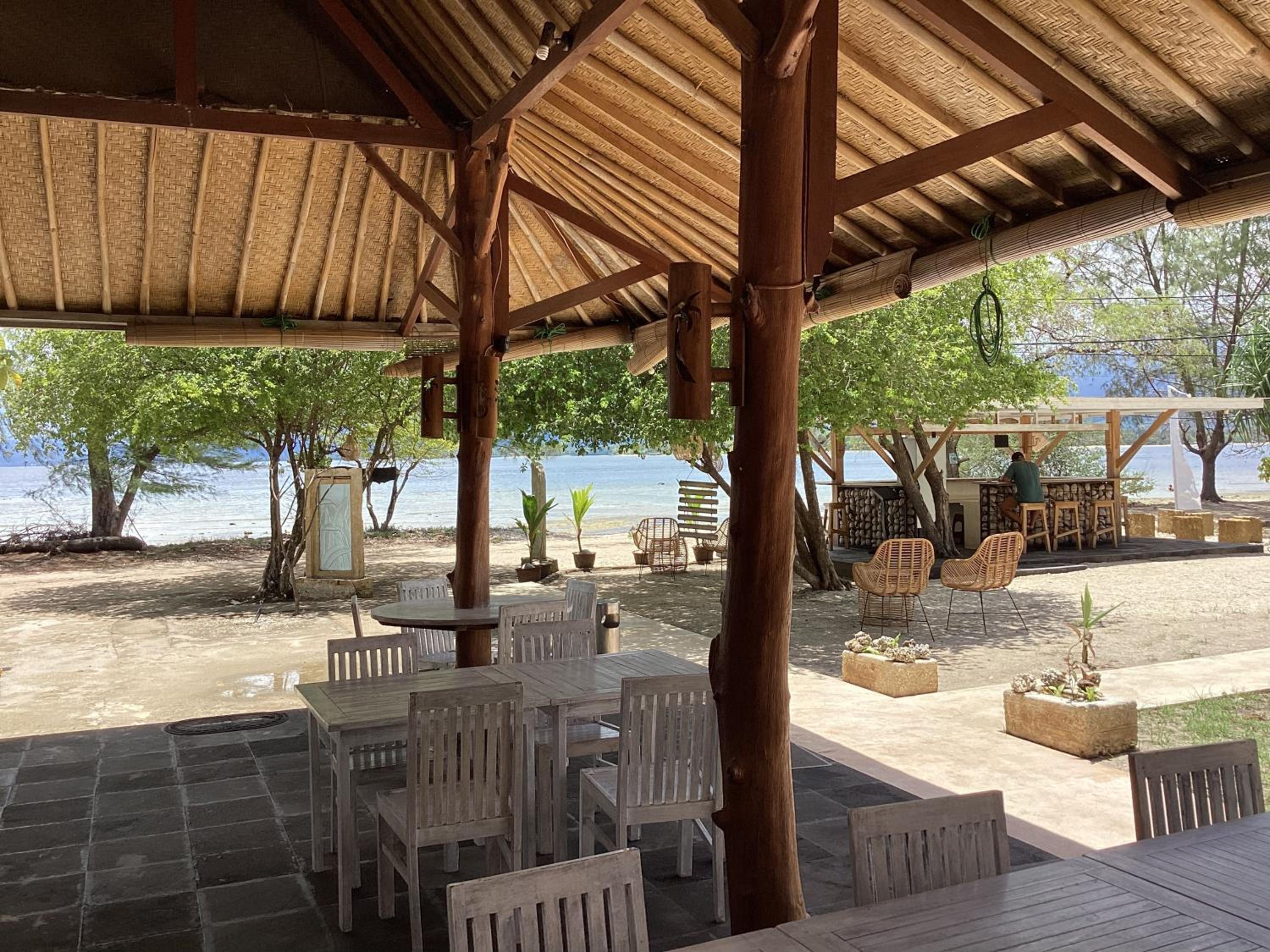 Deluxe Double or Twin Room with Sea View photo 3