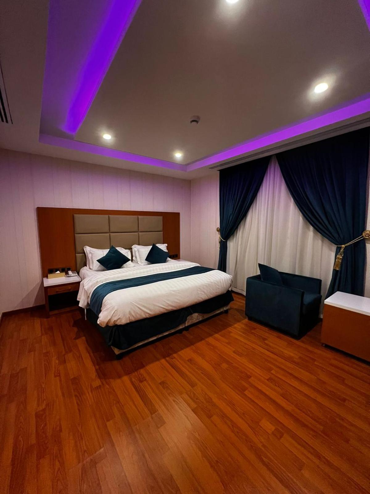 Executive Suite photo 1