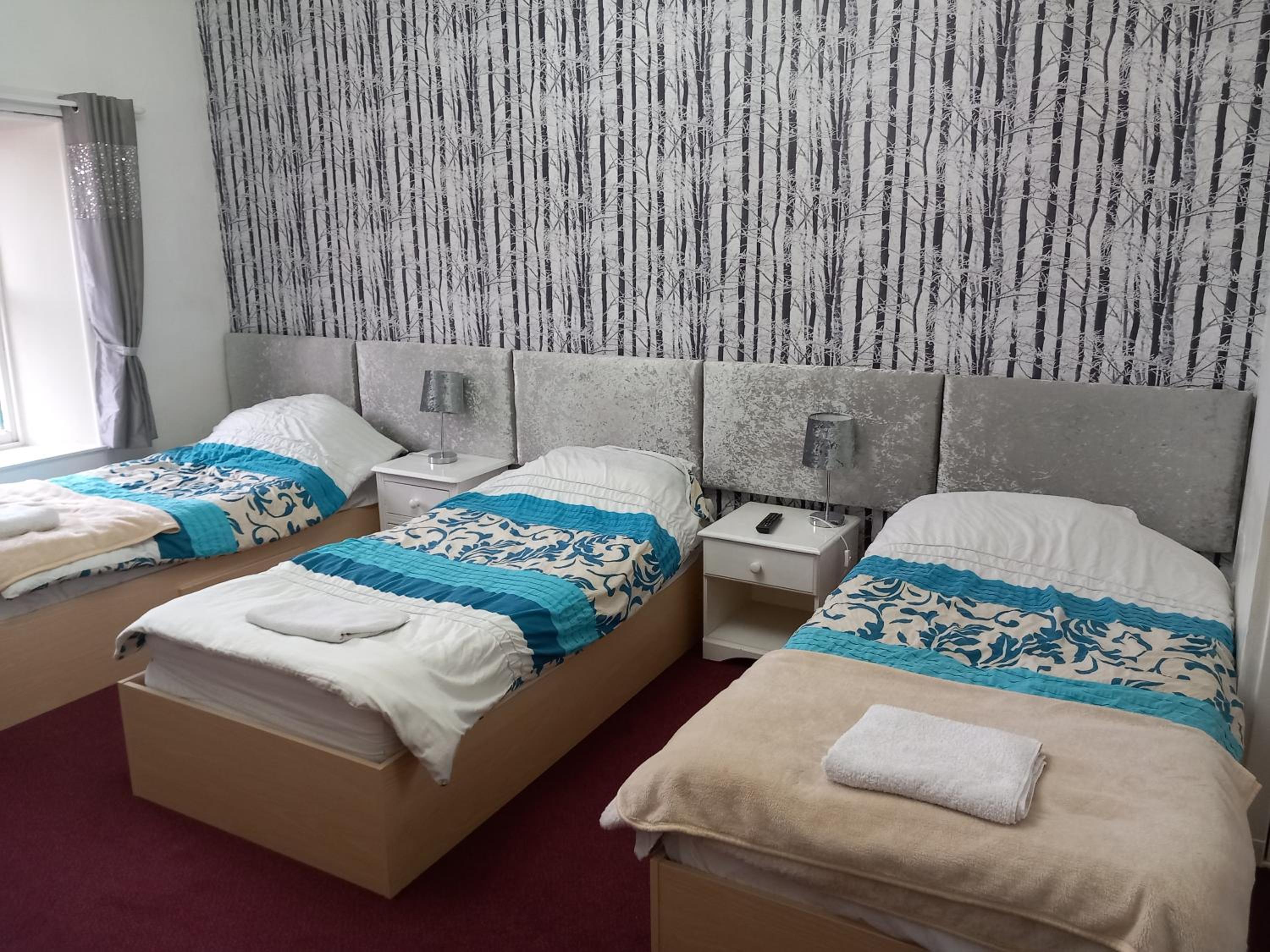 Triple Room with Shower - Photo 3
