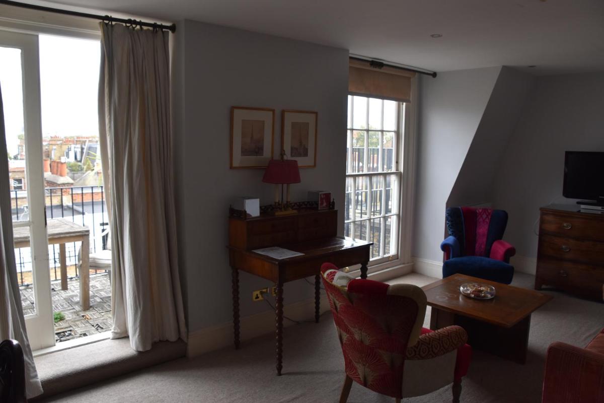 Penthouse Suite photo 2