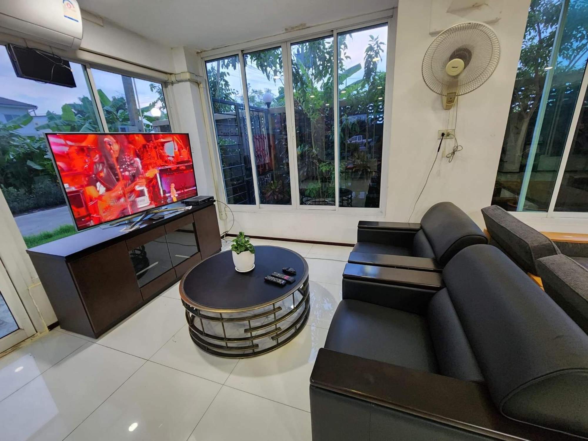 Apartment - Photo 9