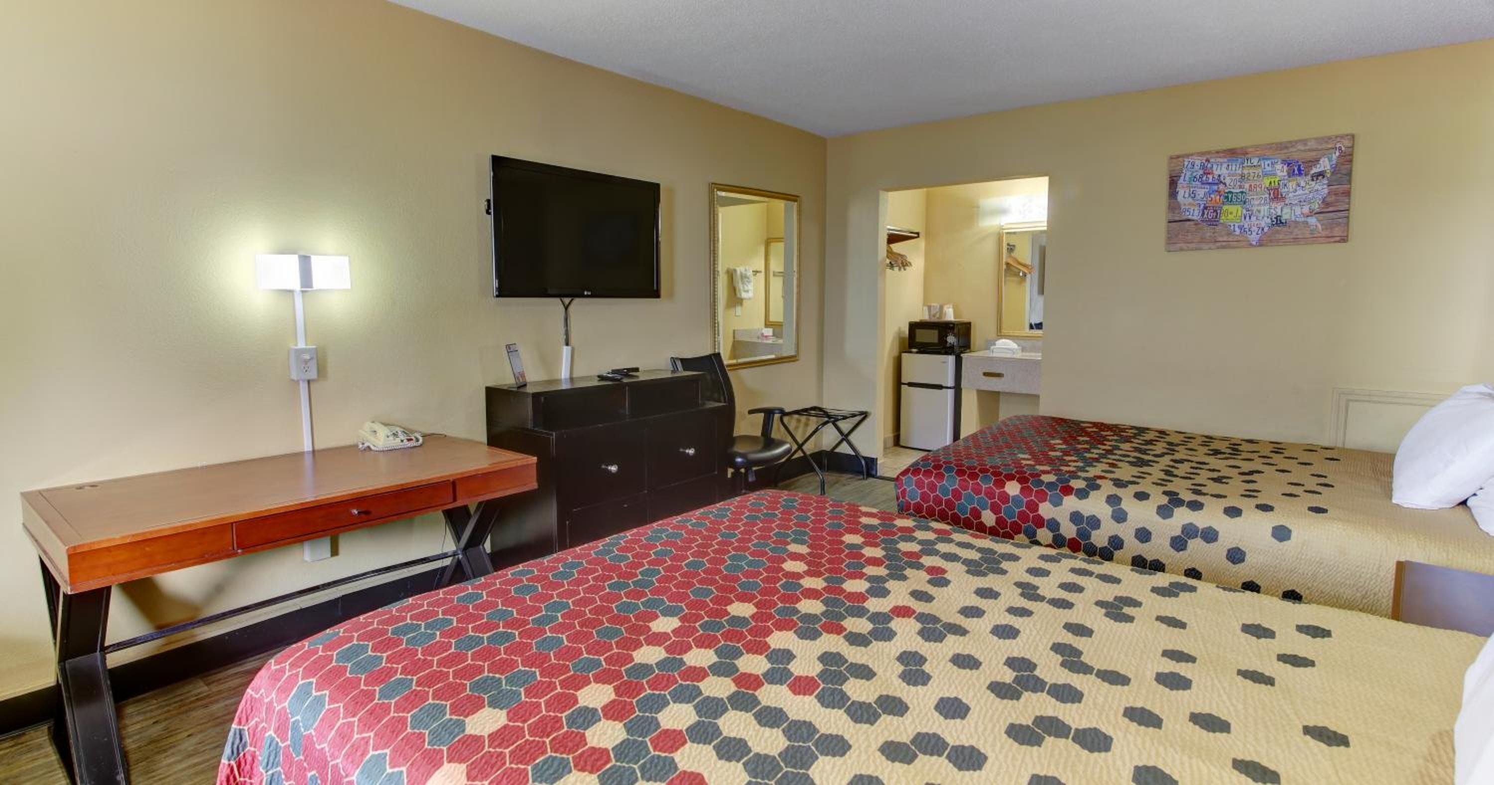 Double Room with Two Double Beds - Smoking - Photo 6