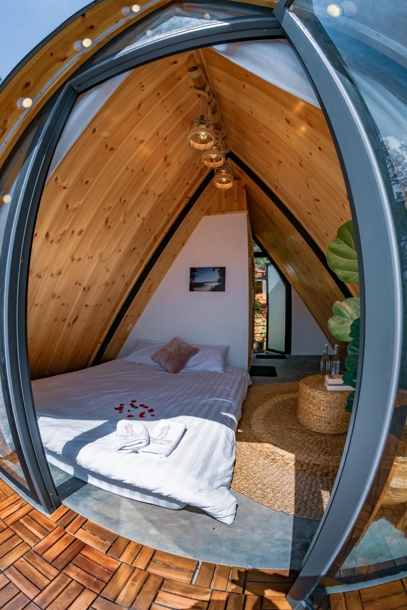 Suite with Mountain View - Photo 21